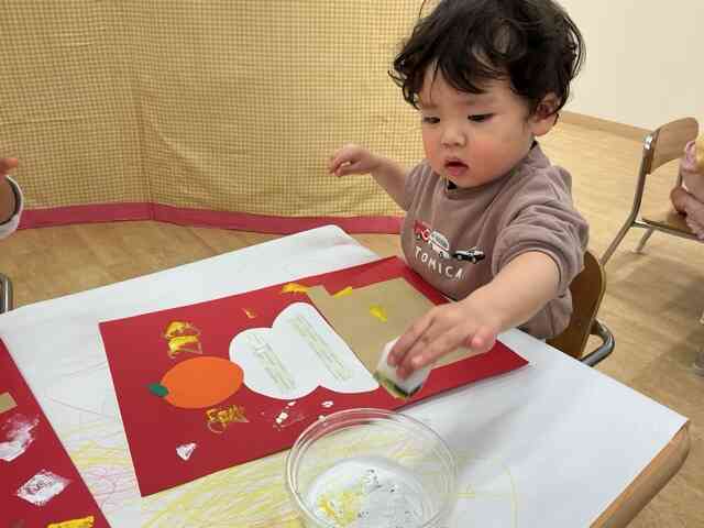 壁面製作をしたよ！(1.2歳児)