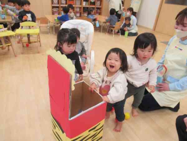 何度もボールをいれてみよう！