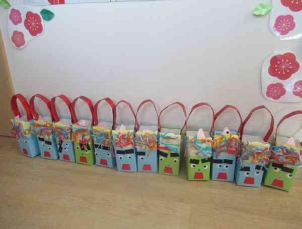 海苔巻きを食べました(0歳児)