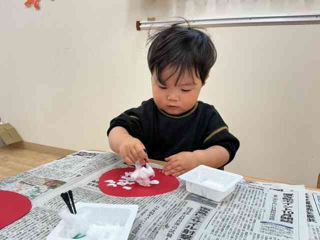 壁面製作をしたよ！(1.2歳児)