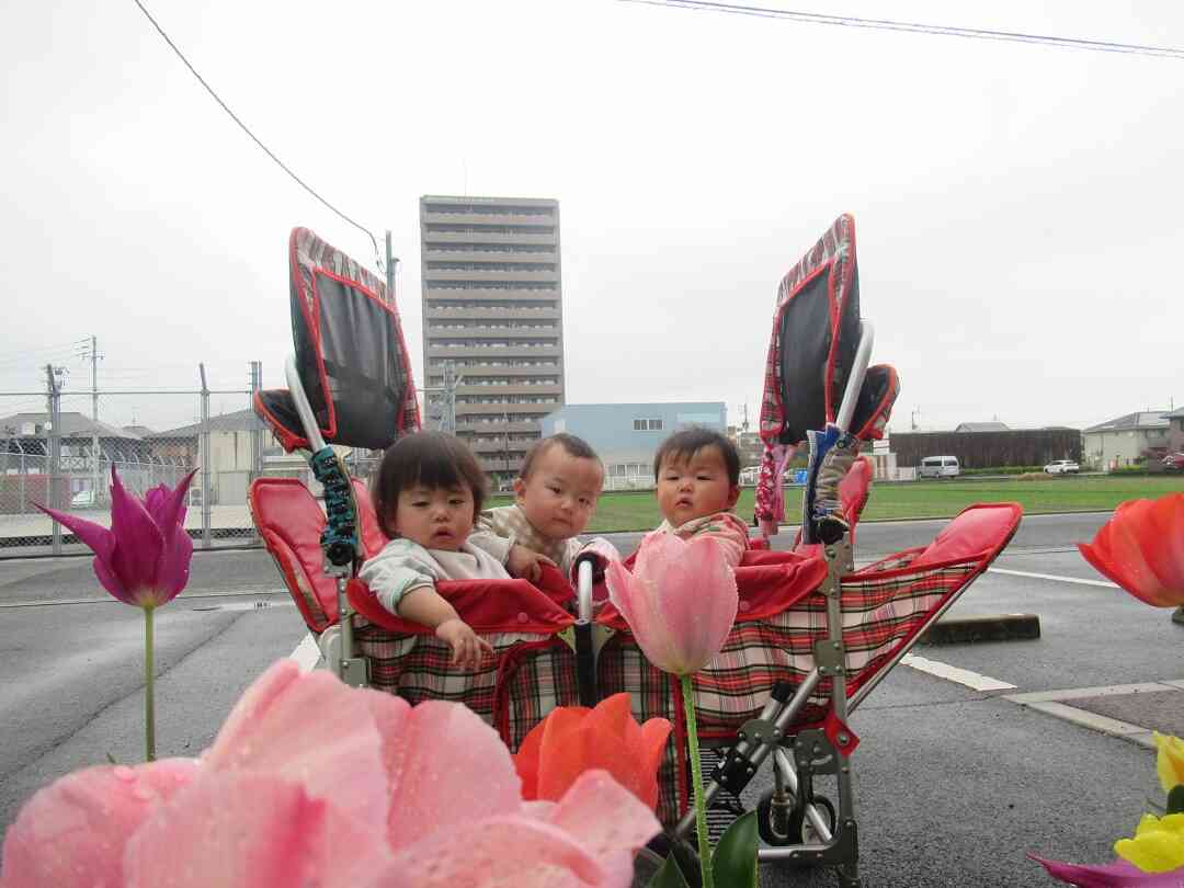 お花きれいだね!ハイチーズ☆