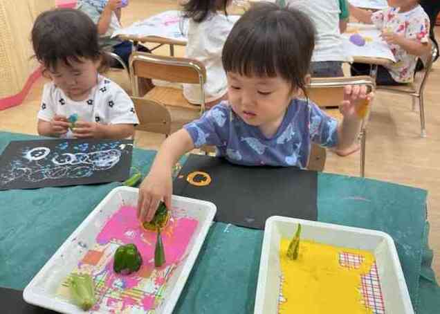 野菜スタンプをしたよ⭐︎(0,1,2歳児)
