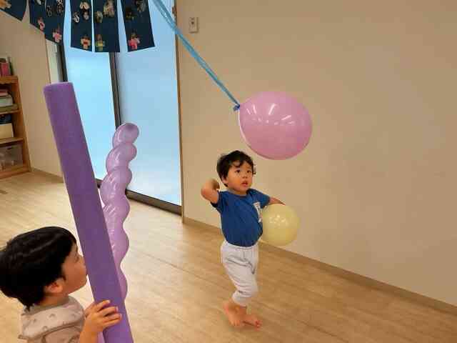 風船遊びをしたよ♪(2歳児)