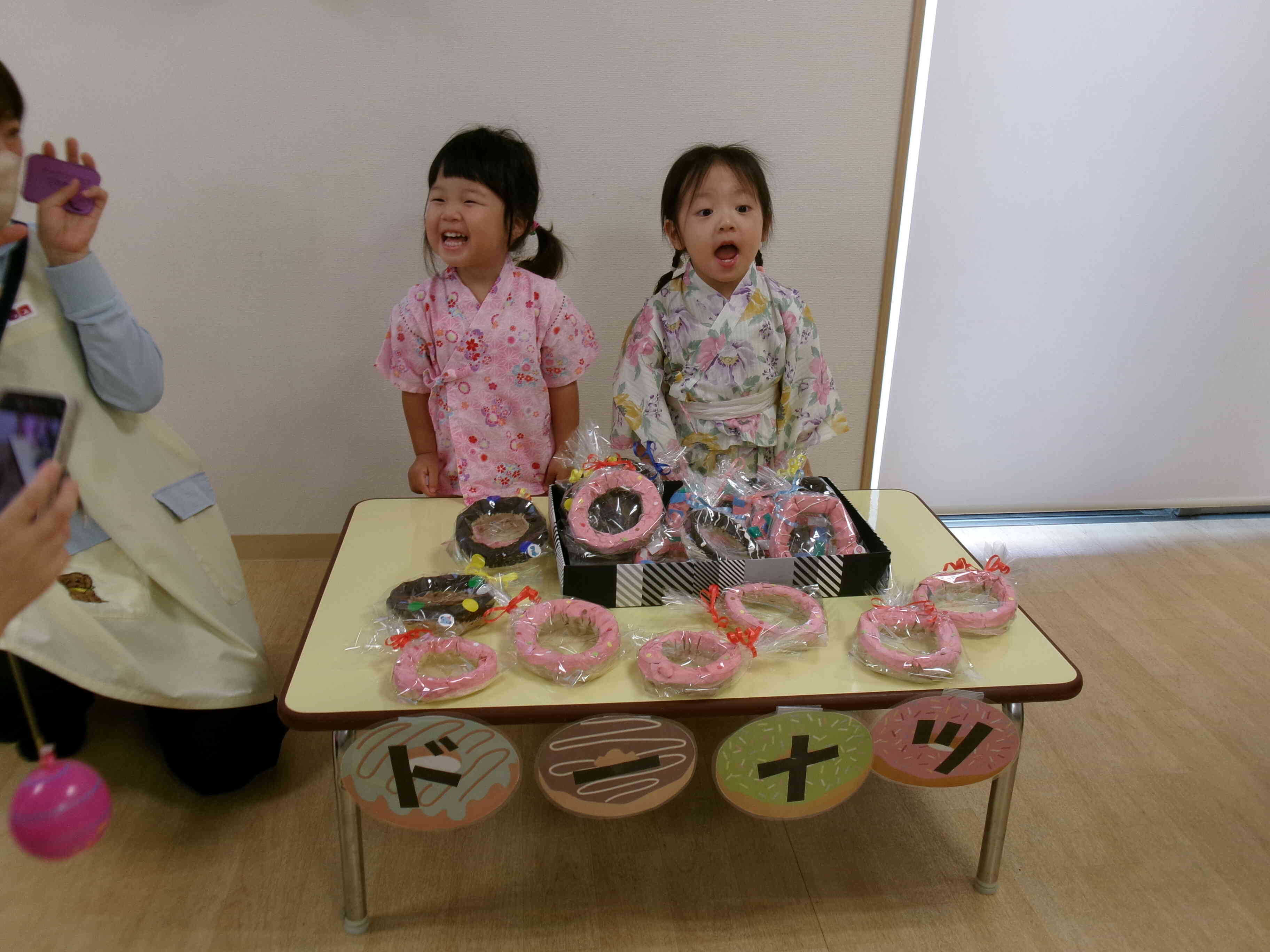 縁日ごっこでドーナツ屋さんに大変身☆