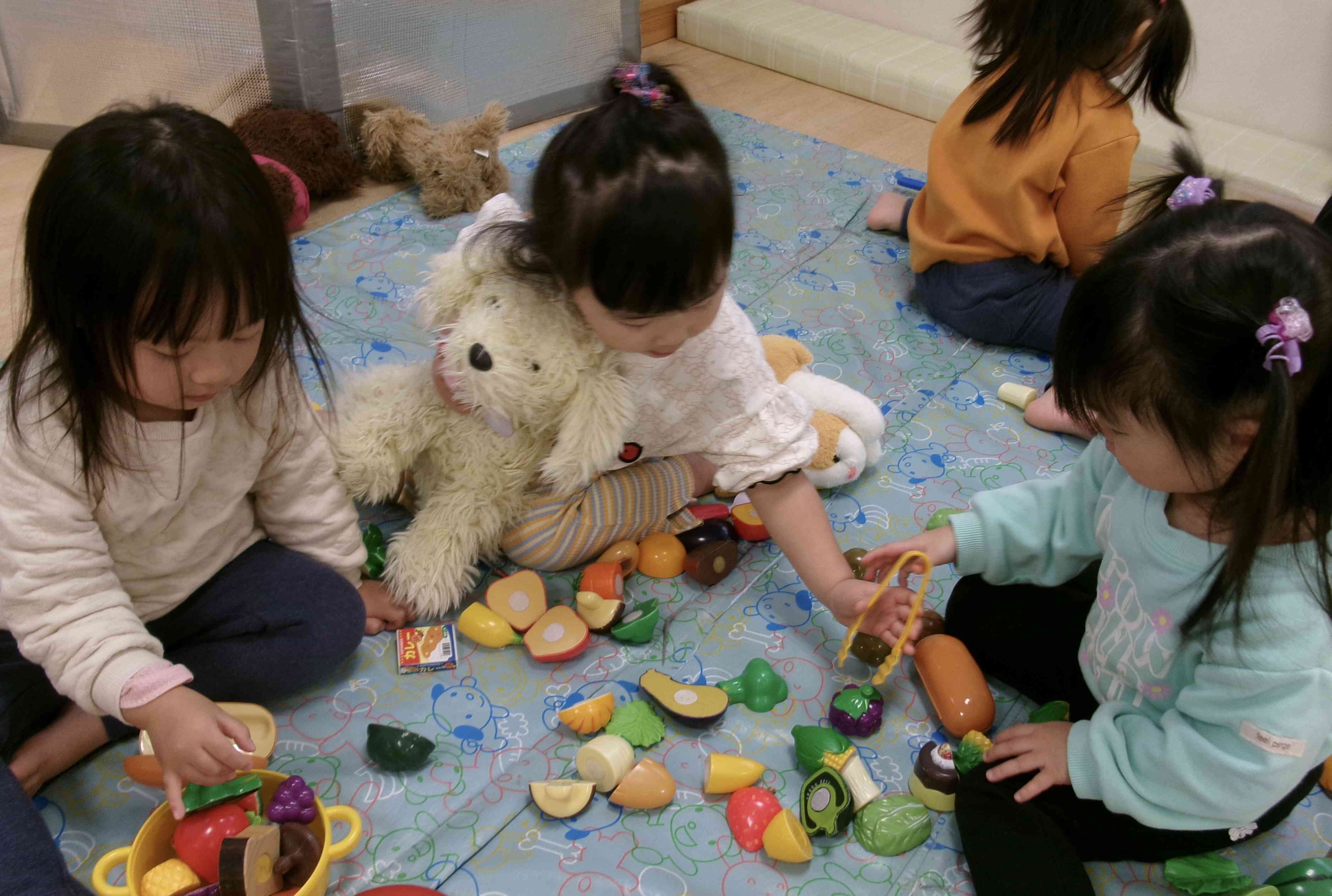 おままごと遊びをしたよ〜あひる•うさぎ組〜