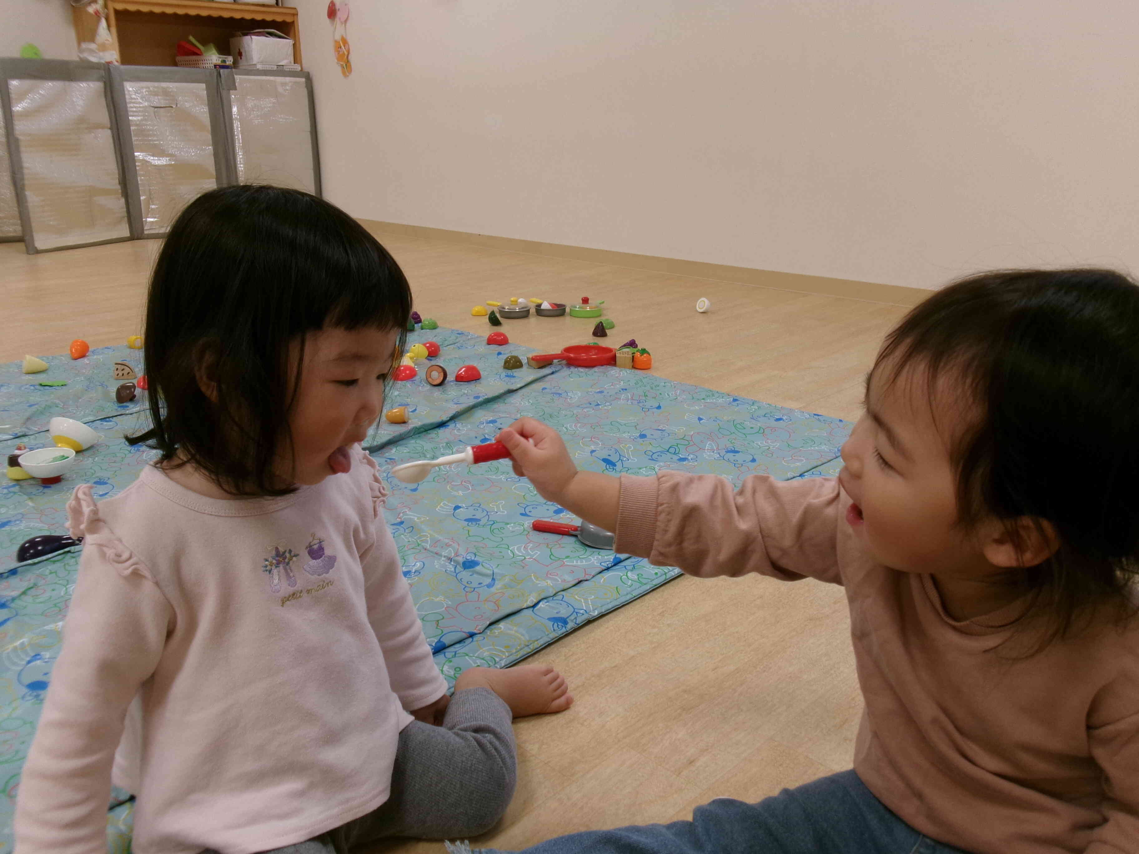 新年度スタート！　今週の保育の様子♫〜1、2歳児〜