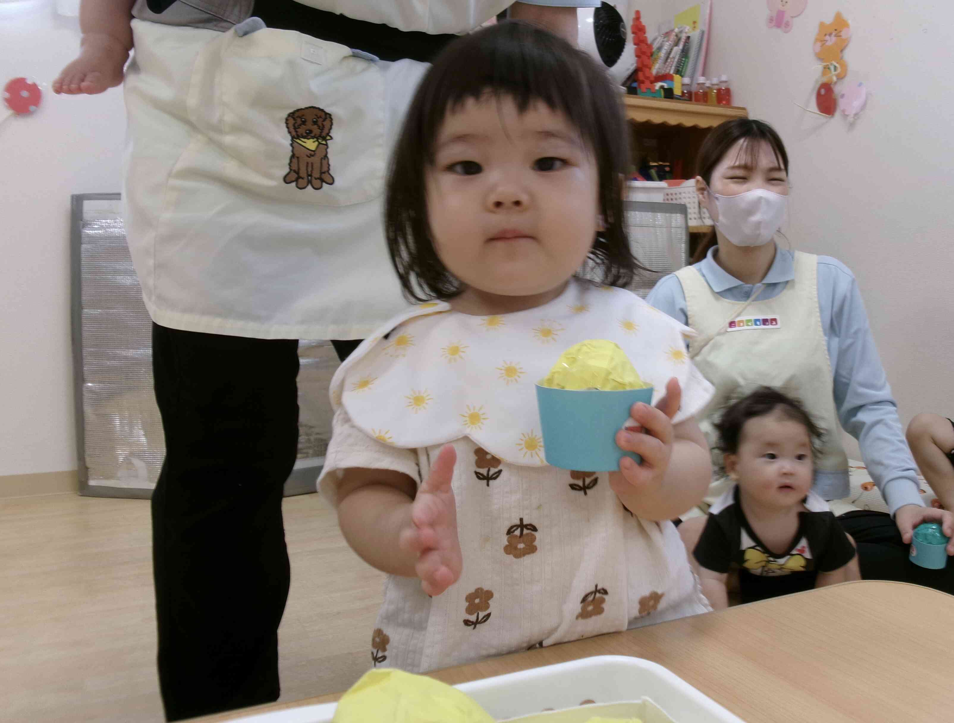 うさぎ組のお兄さん、お姉さんからアイスクリームもらったの!