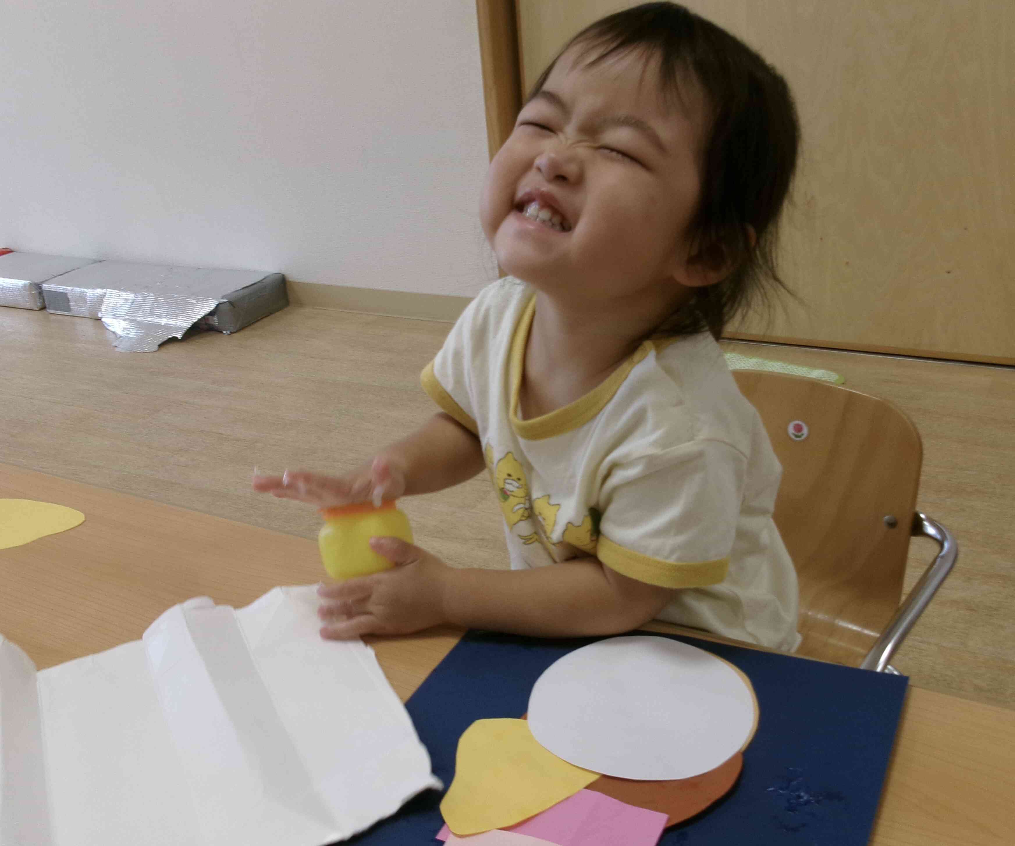 月見バーガーを作ったよ♪(9月の製作)〜全クラス〜