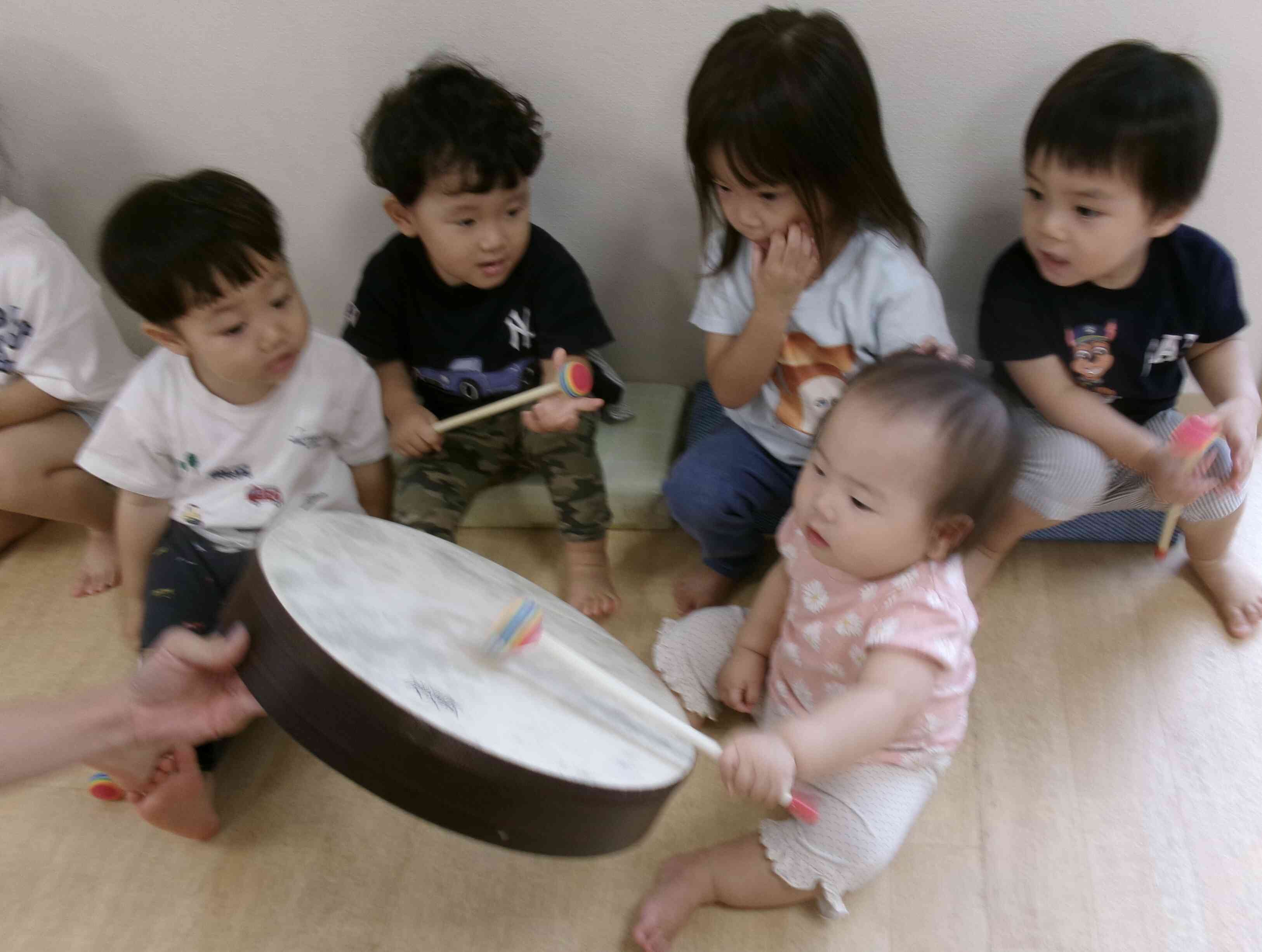 大きな太鼓ドーンドーン。