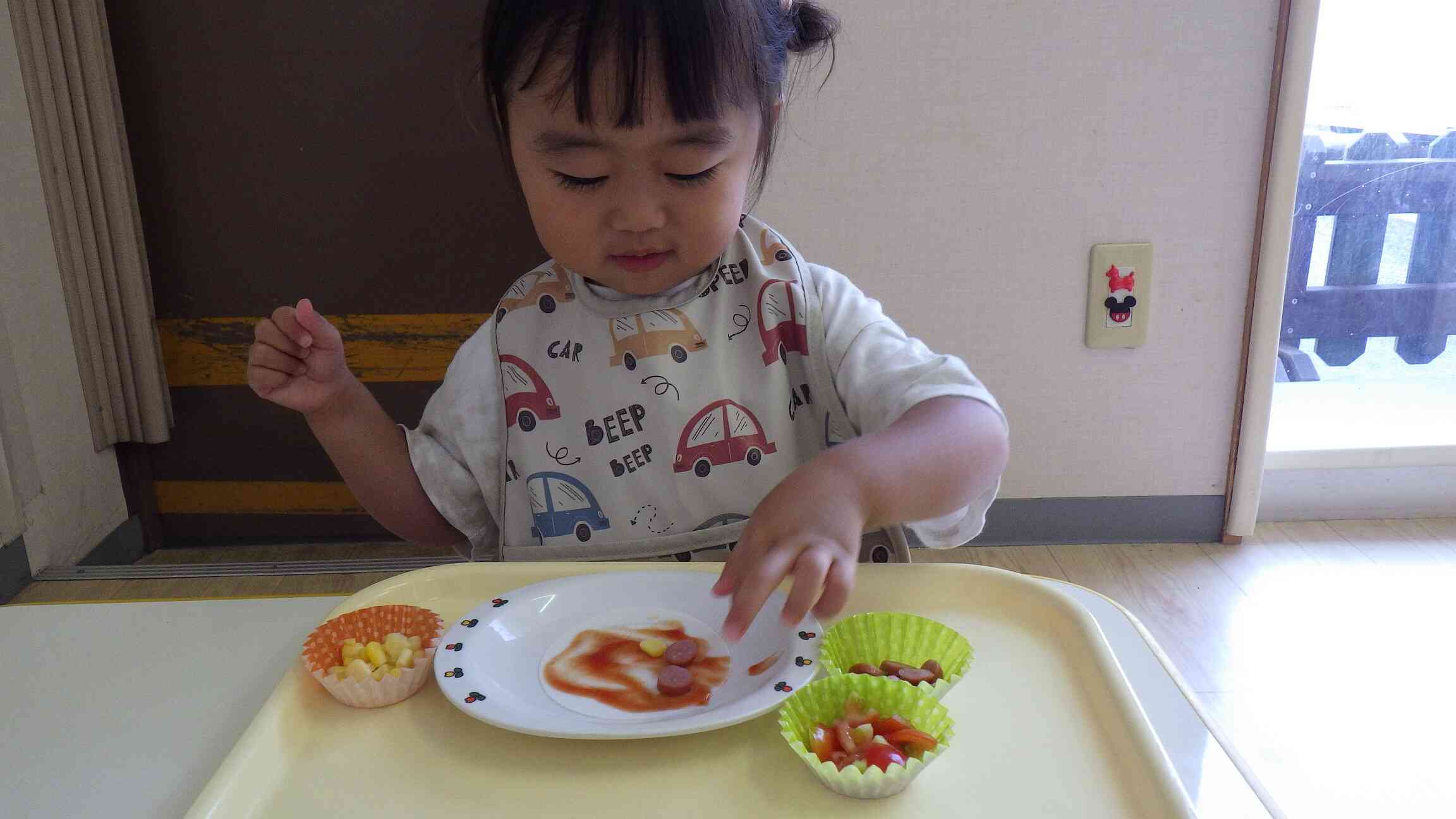 ウインナーをのっけてみるね！