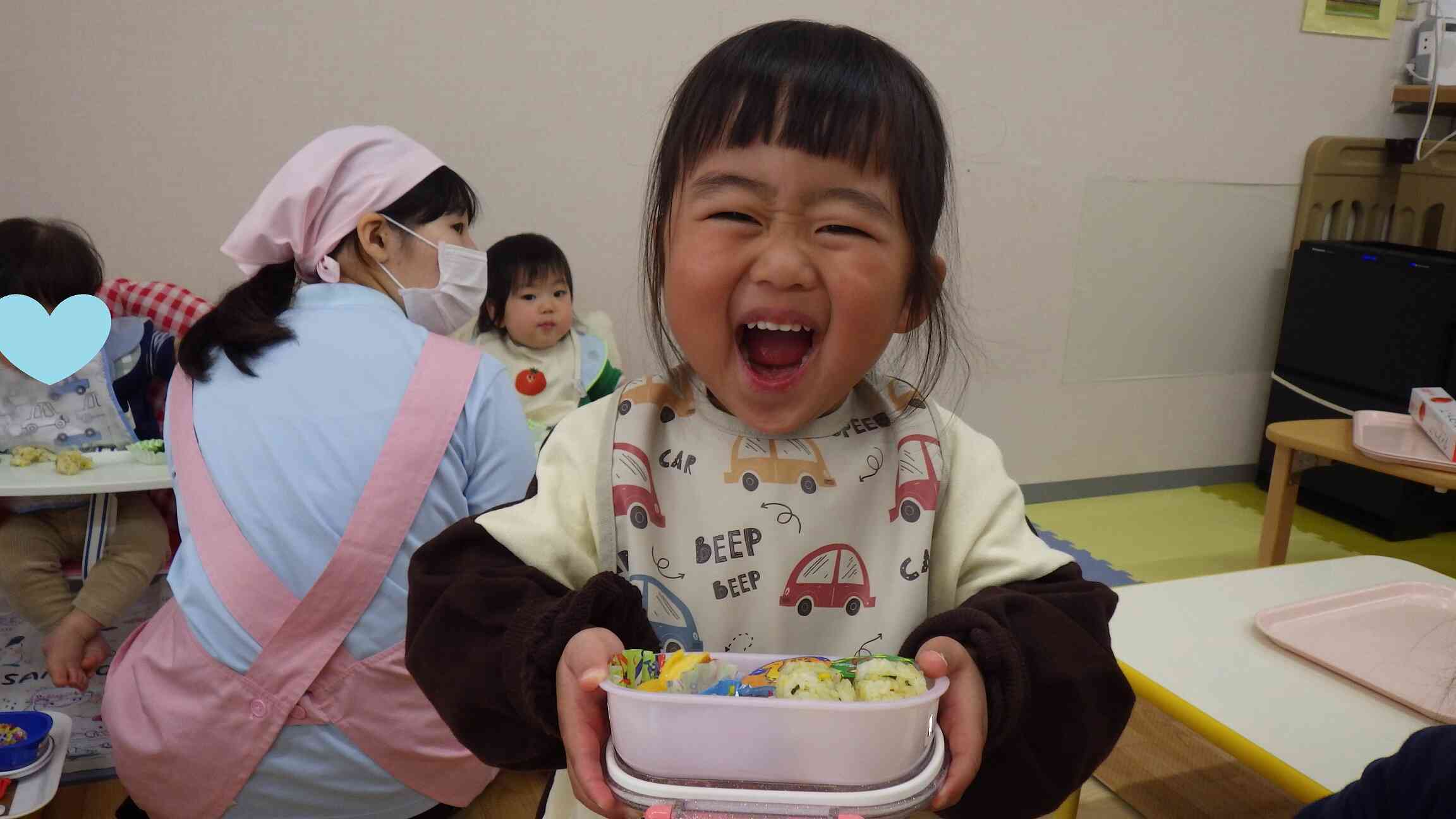 みて~!お弁当作れたよ~!