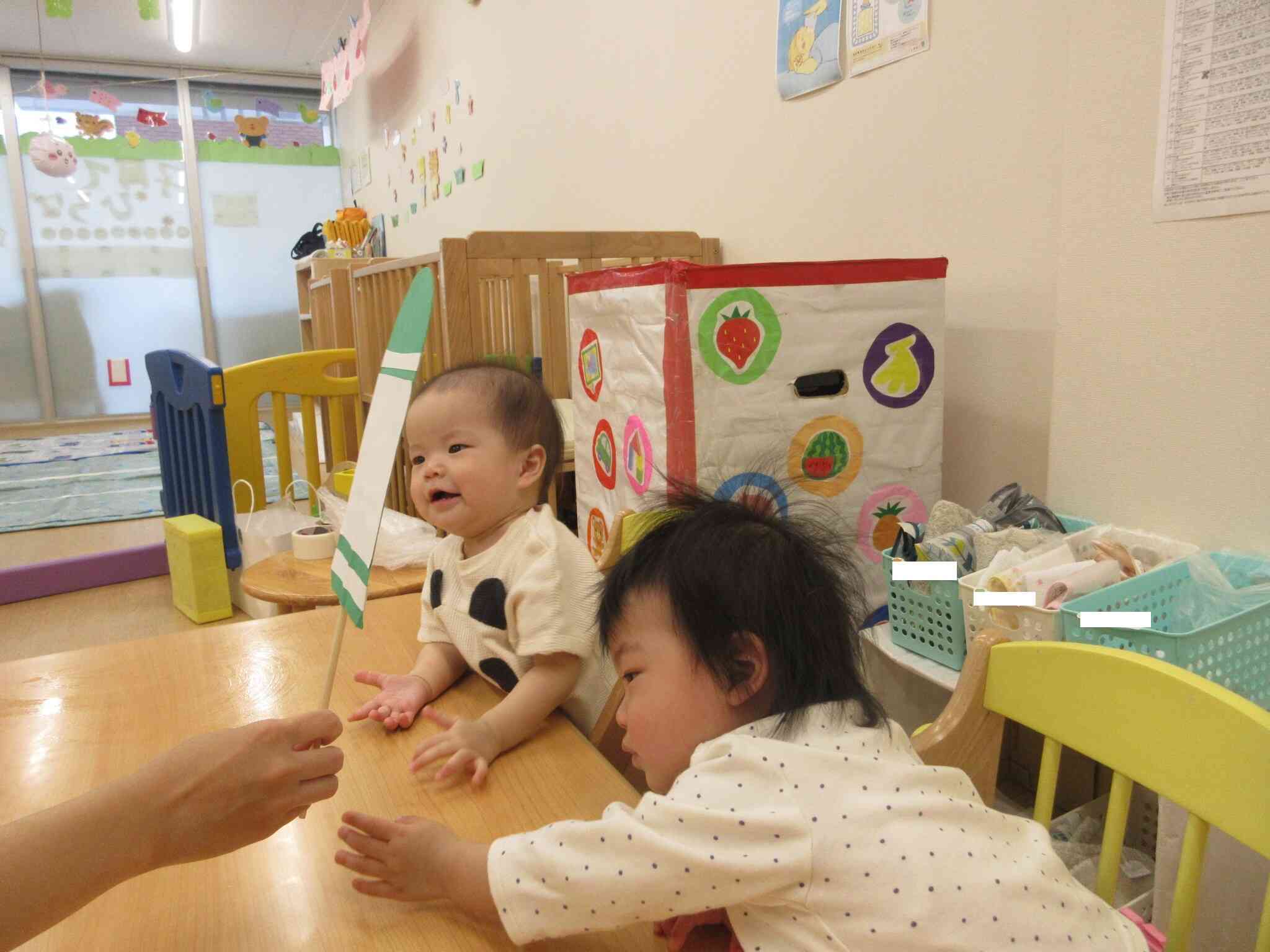 みんなペープサートに夢中です!