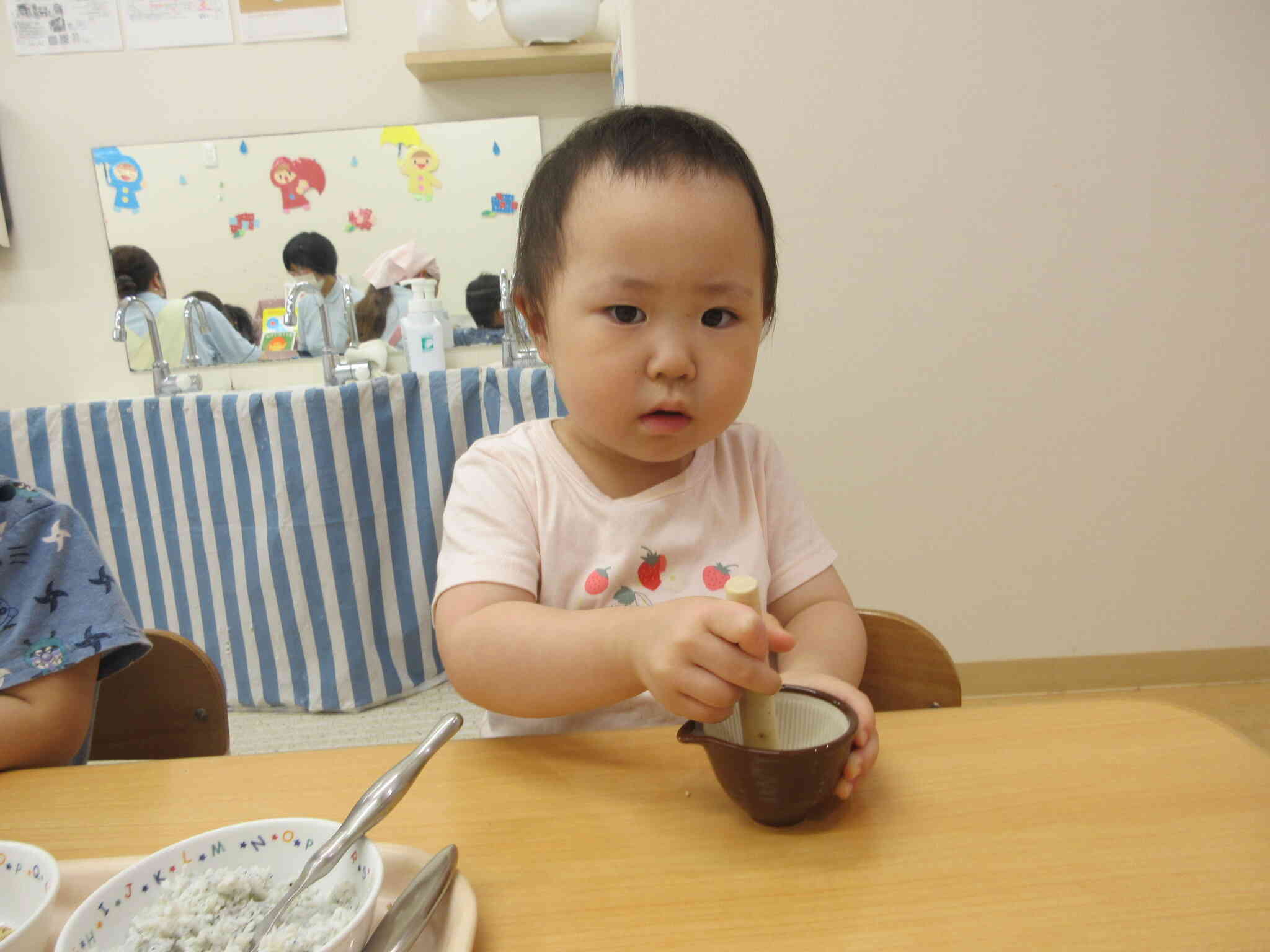 ごまはすり鉢で摺って入れましたよ。