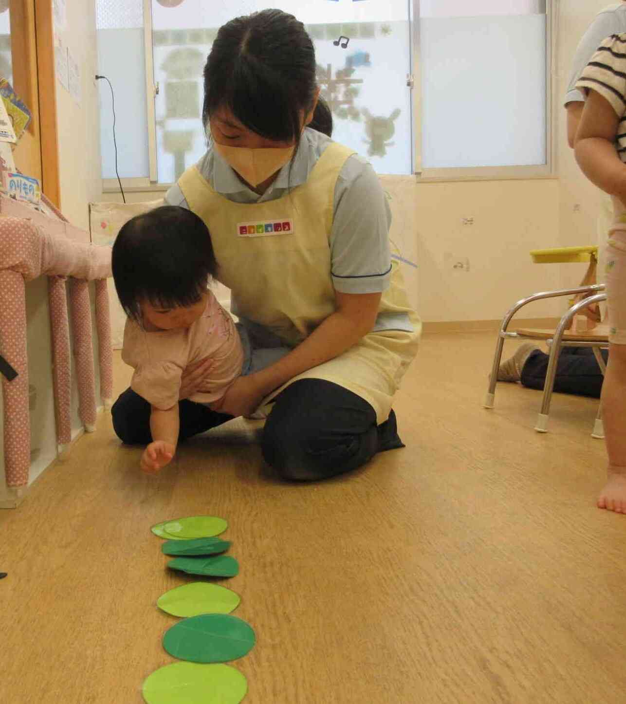 みんなであおむし作るぞ~!