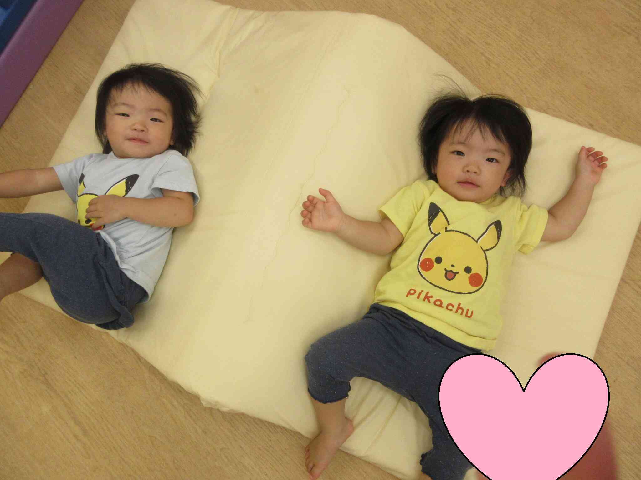 お布団のお山でごろごろリラックス♪