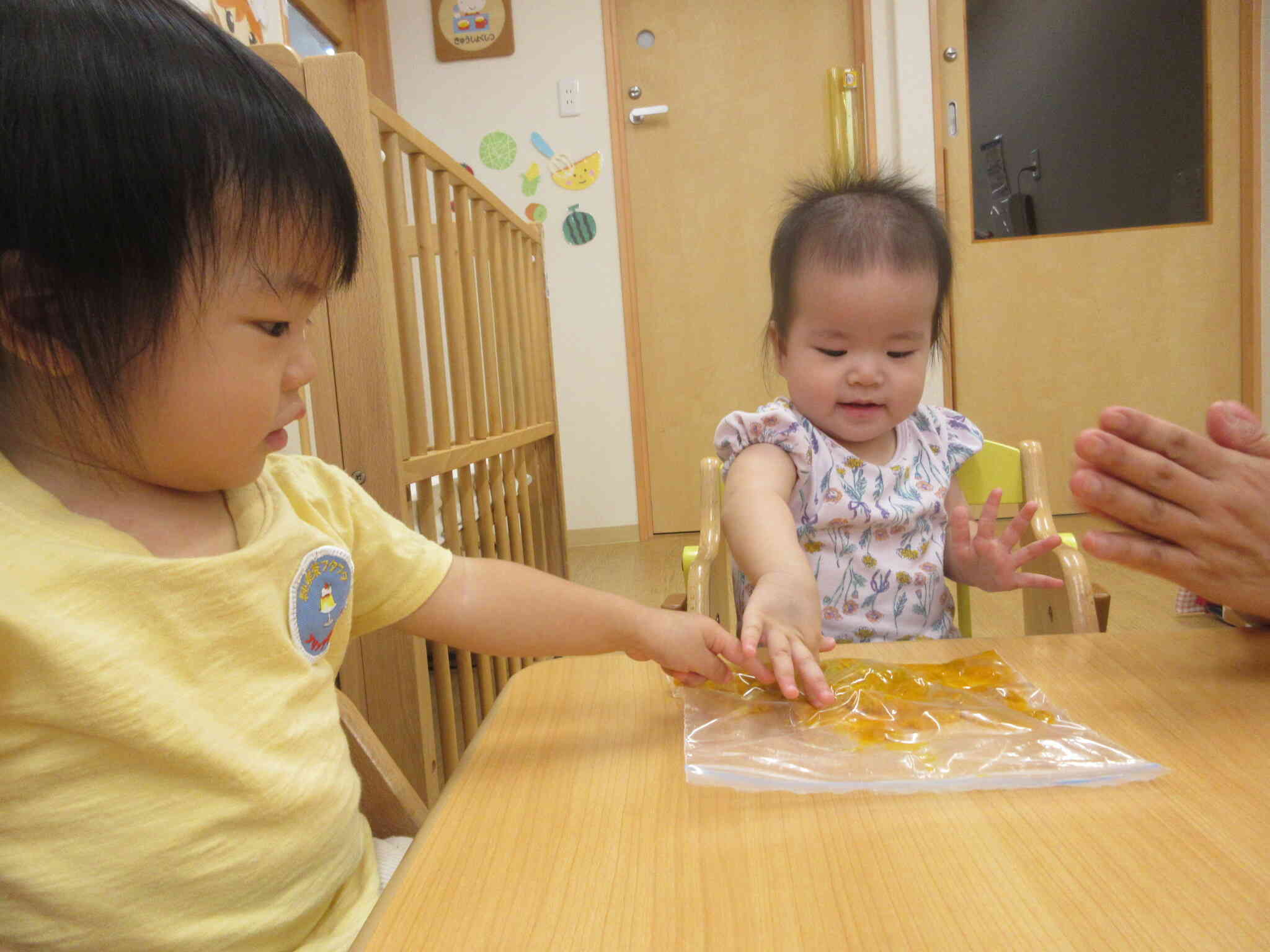 ツンツン！上手に潰せたね♪