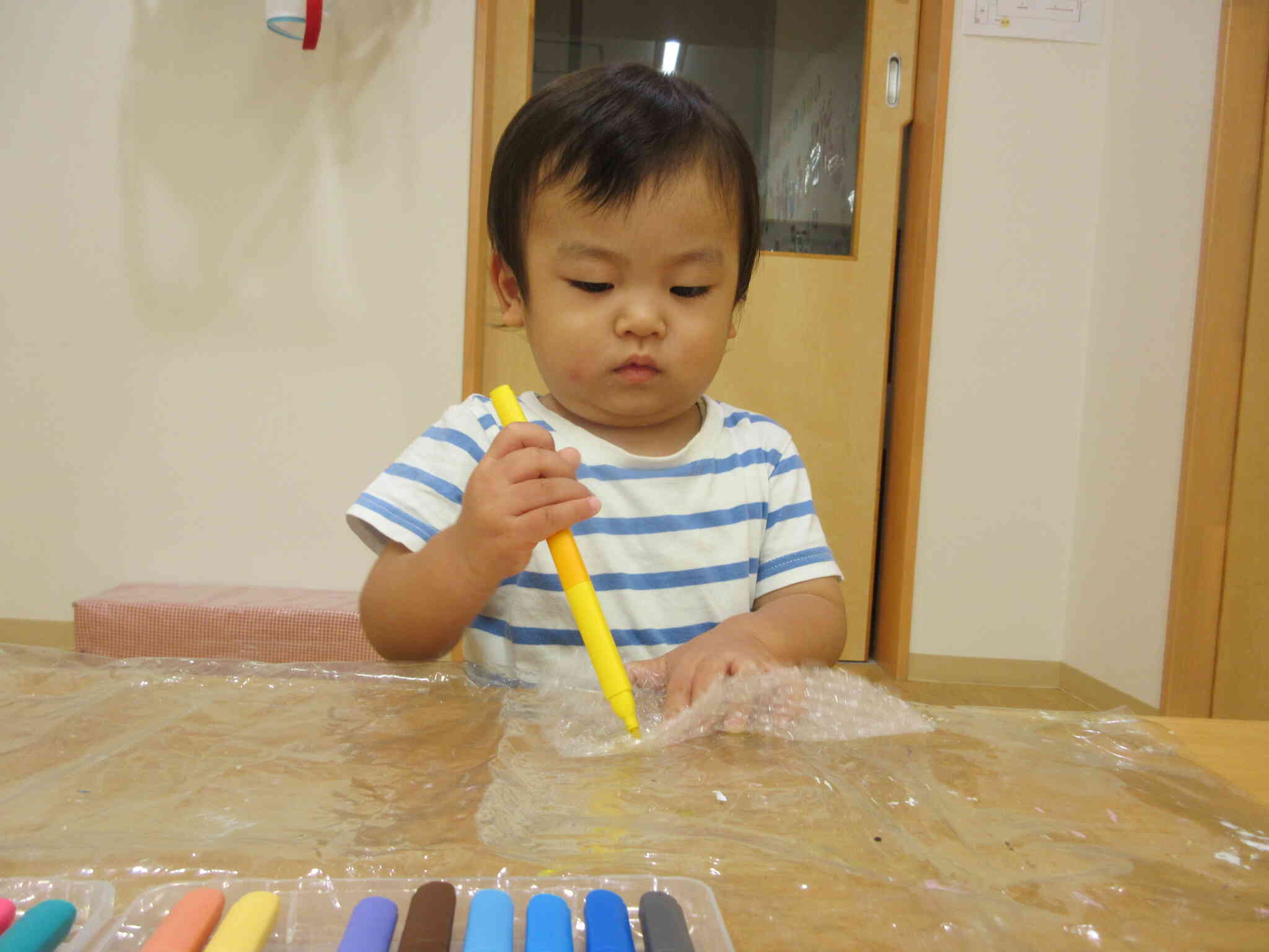 どんな色のきのこにしようかな・・・！