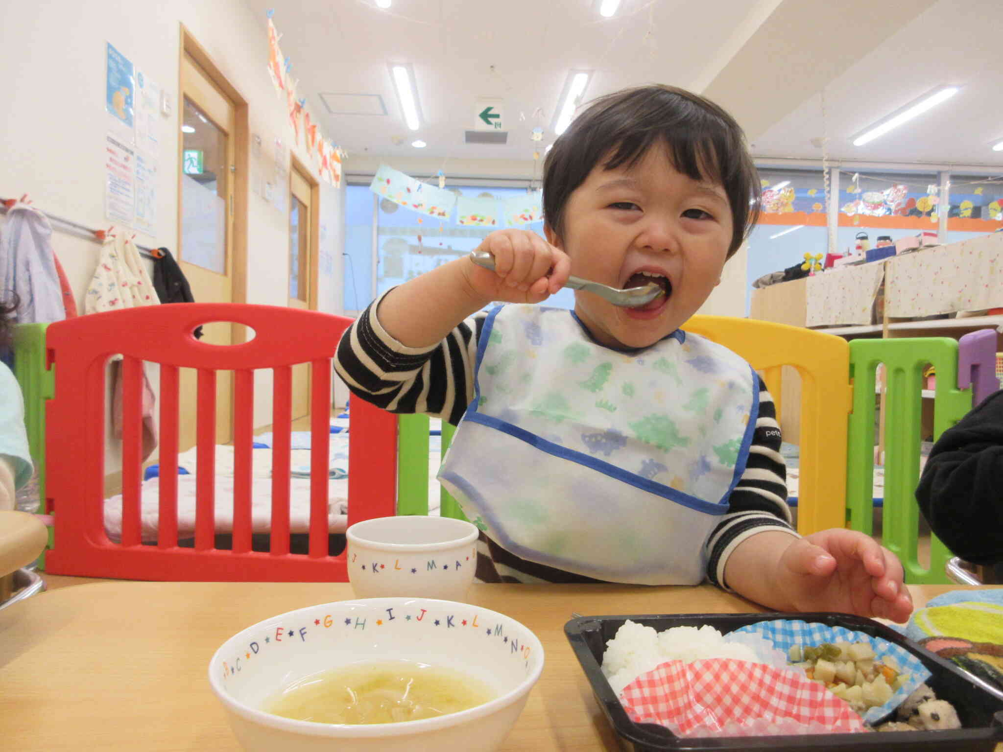 お弁当美味しいね♪