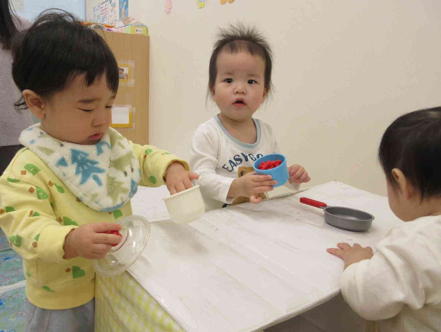 お友だちも遊びに来てくれて、一緒に美味しいジュースを作りました♪