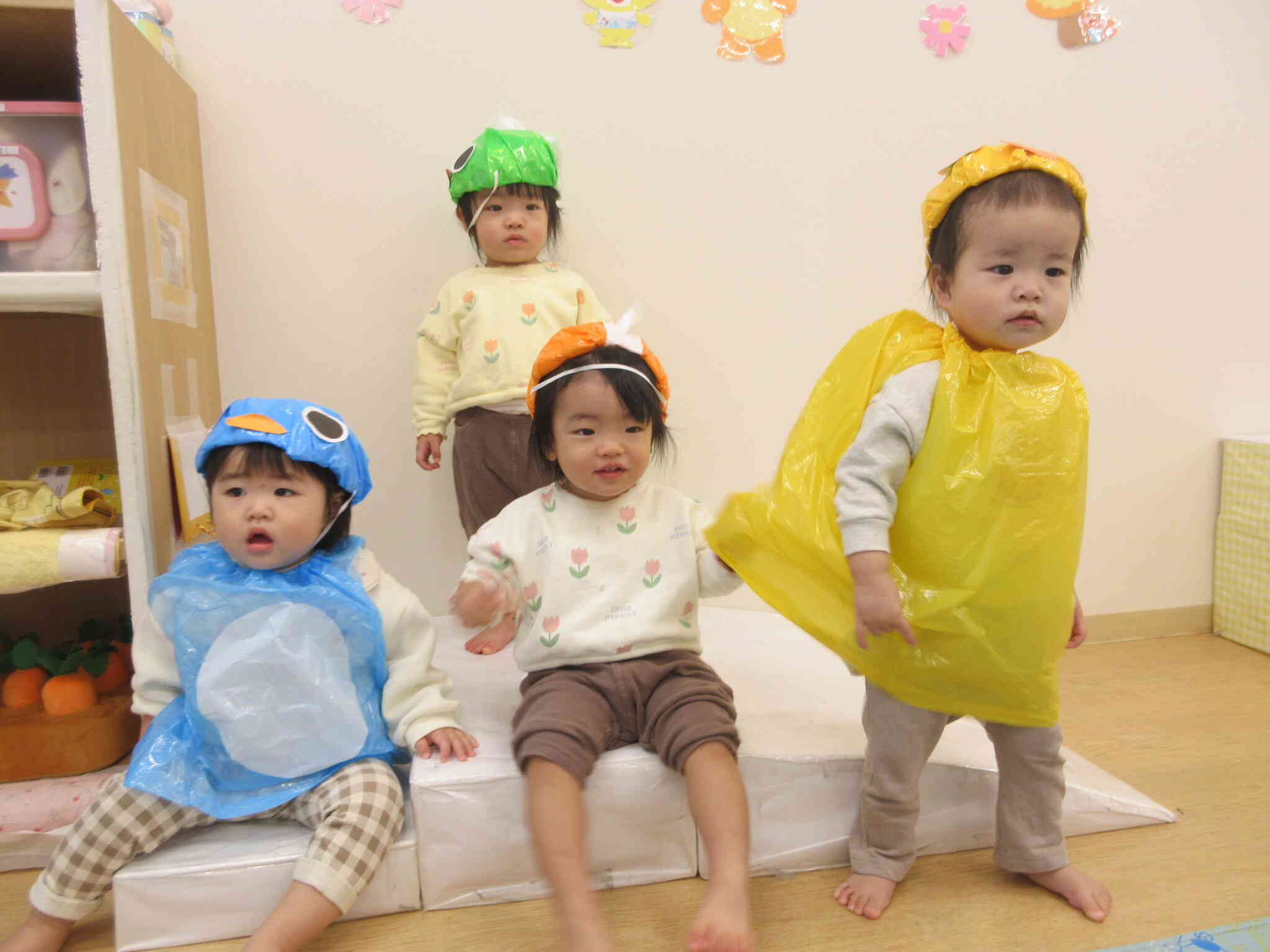 発表会で「たまごのあかちゃん」をしました♪可愛い動物のあかちゃんたちです♡