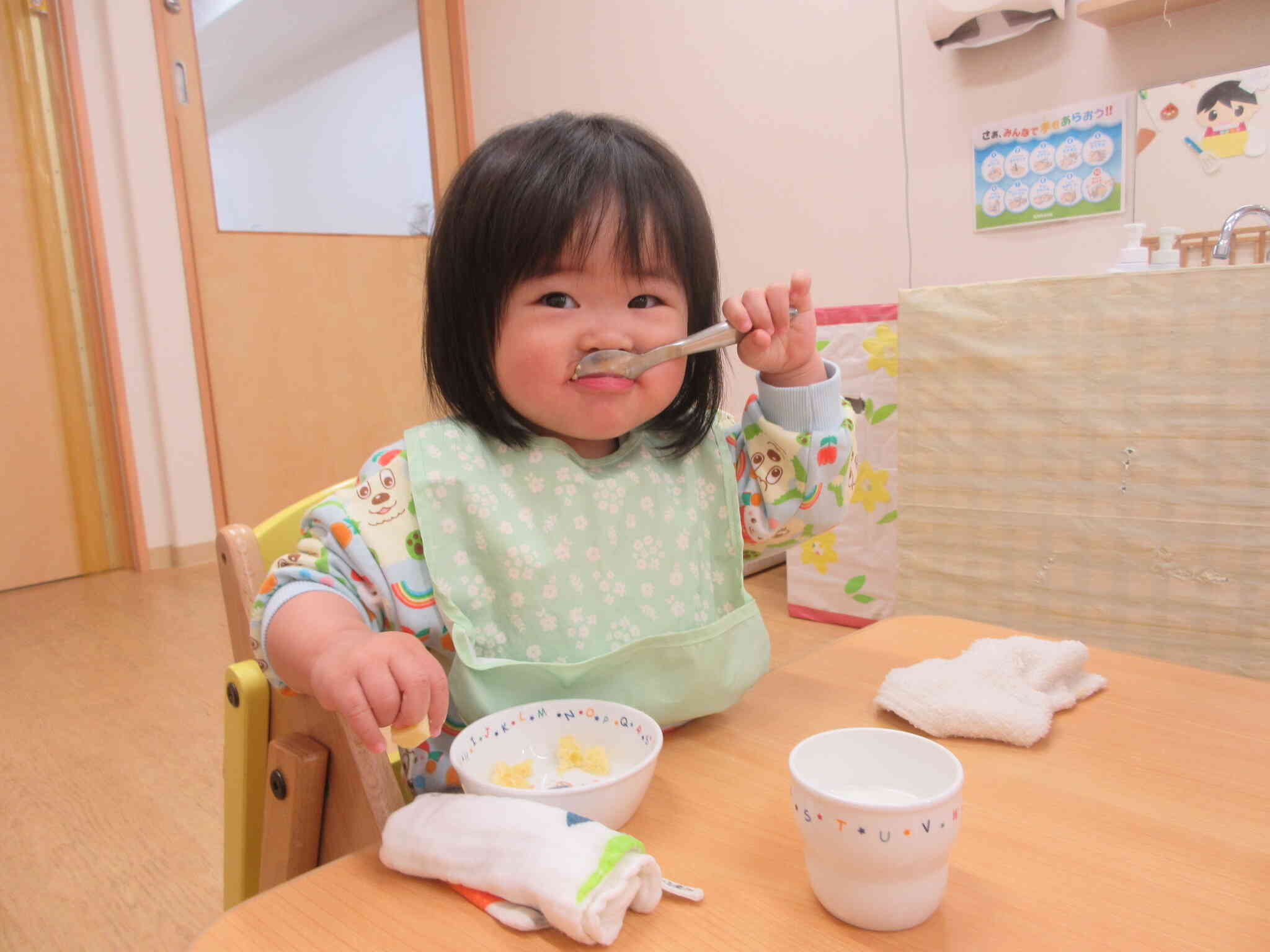 食事や身の回りの様子(ひよこ組)