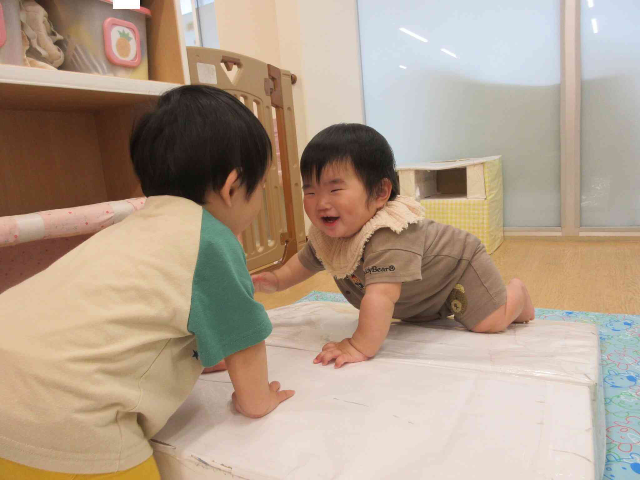 ひよこ組さんの様子♪(0歳児 ひよこ組)