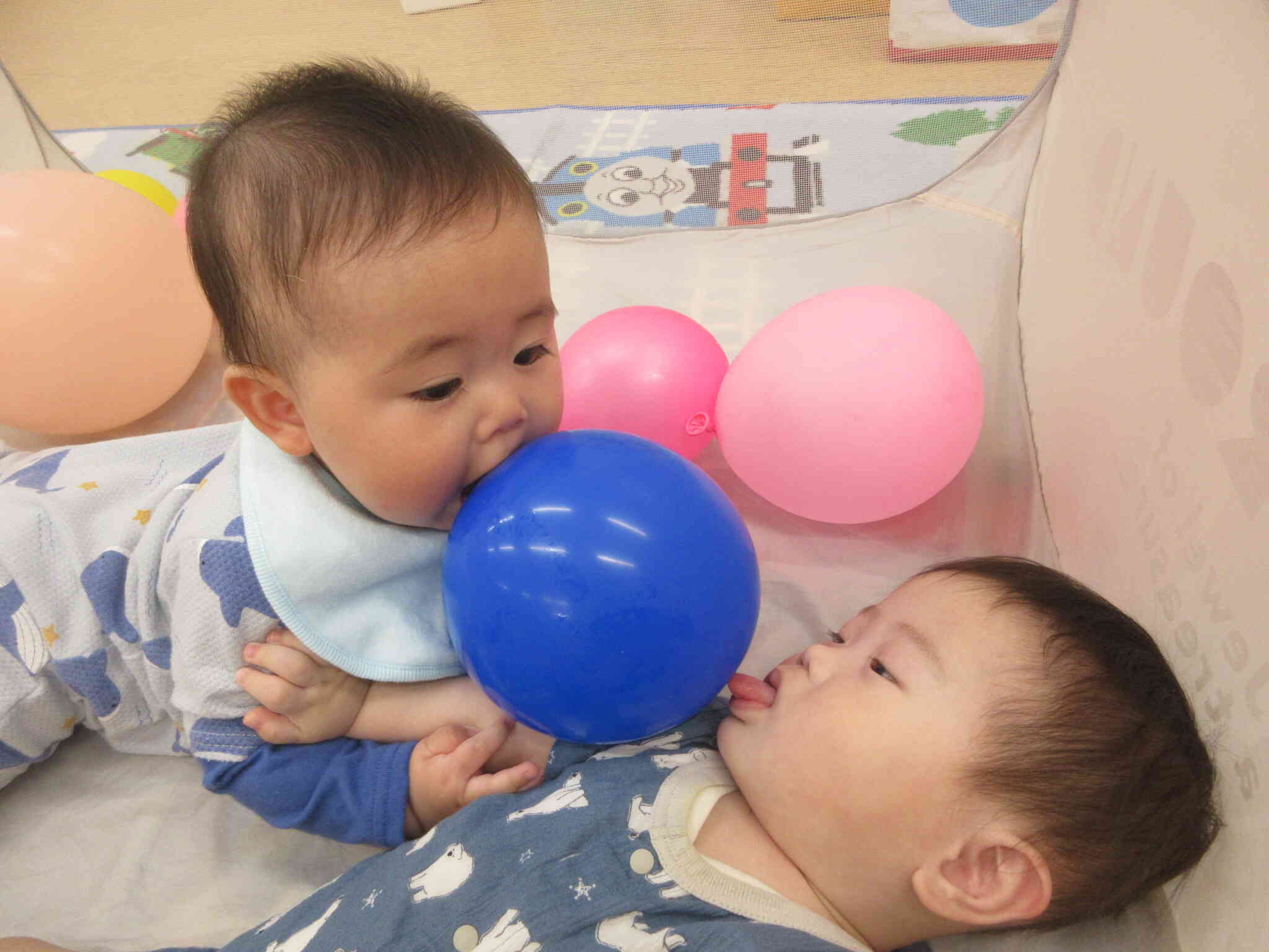 風船遊びが大好き！