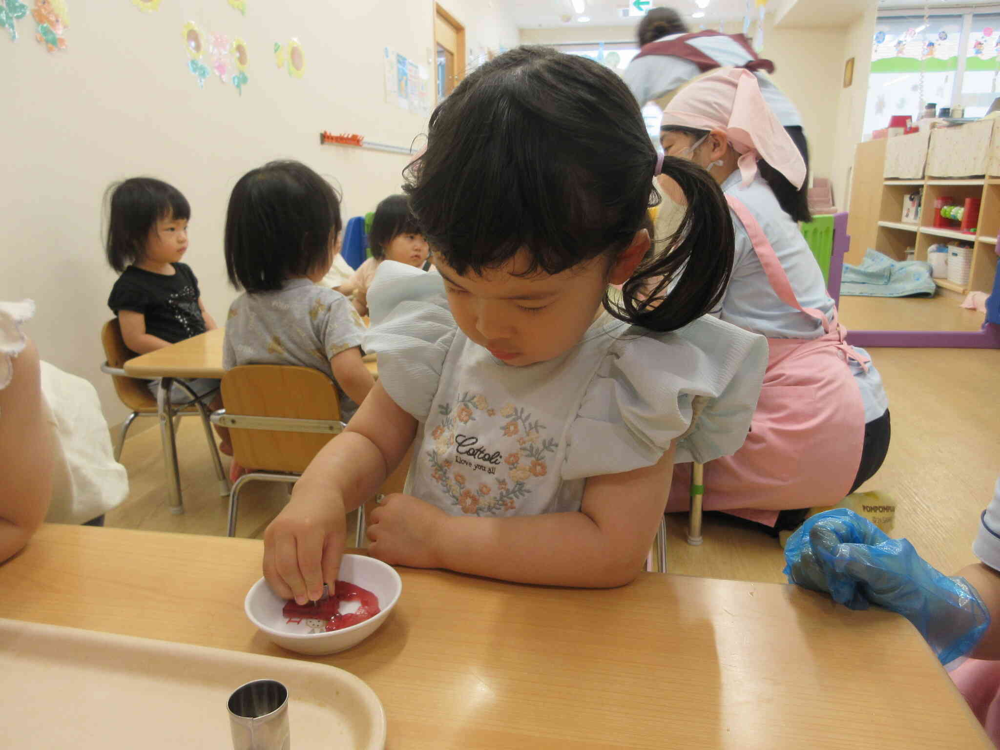 フルーツポンチを作ろう♪（1歳児　あひる組・2歳児　うさぎ組）