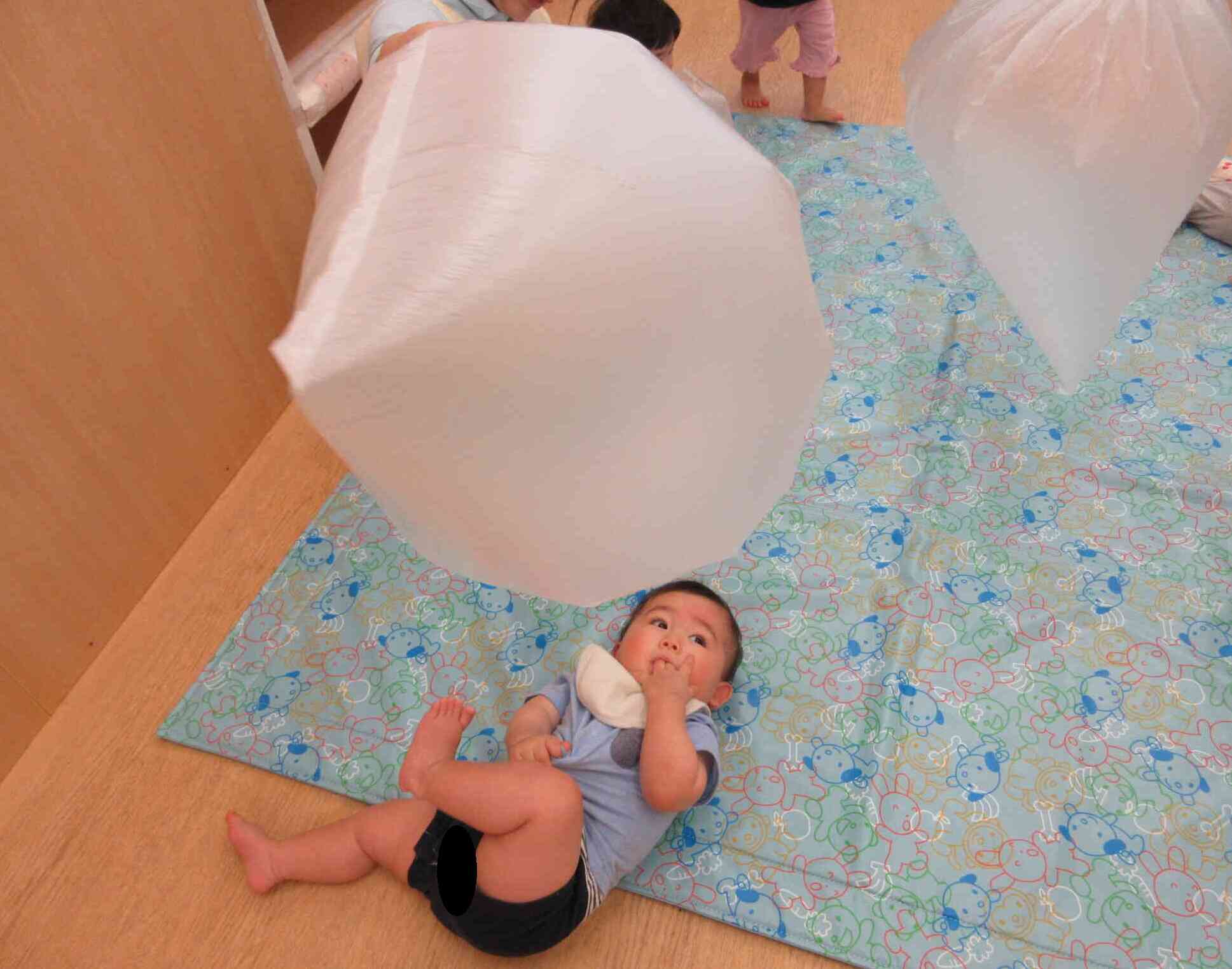 どの風船で遊ぼうかな？