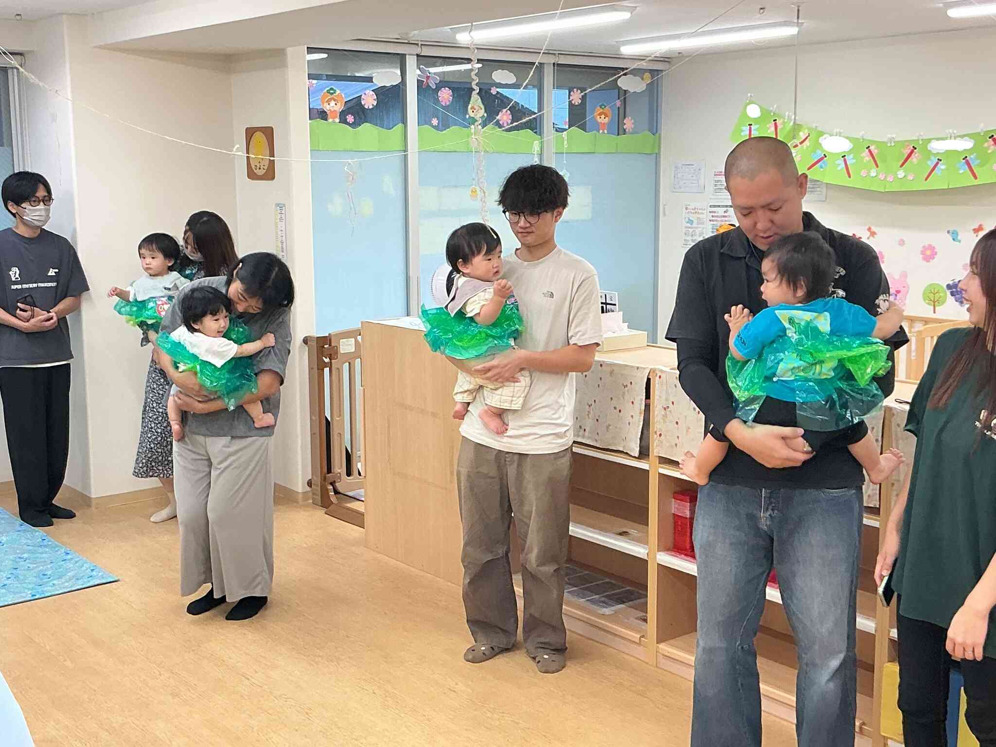 親子ふれあい運動会がありました♪（０歳児　ひよこ組）