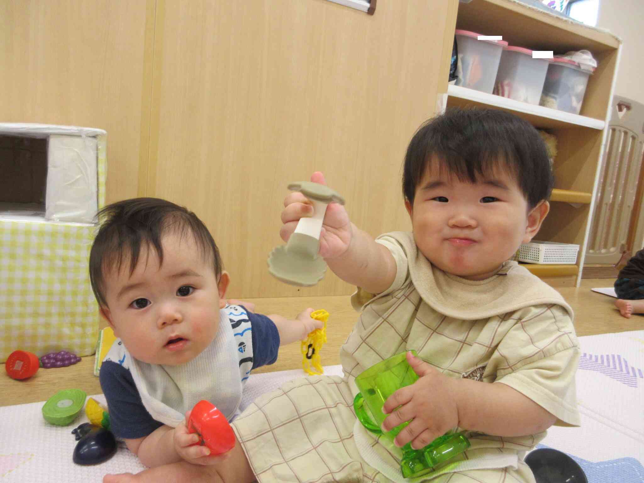 活動の様子♪（０歳児　ひよこ組）