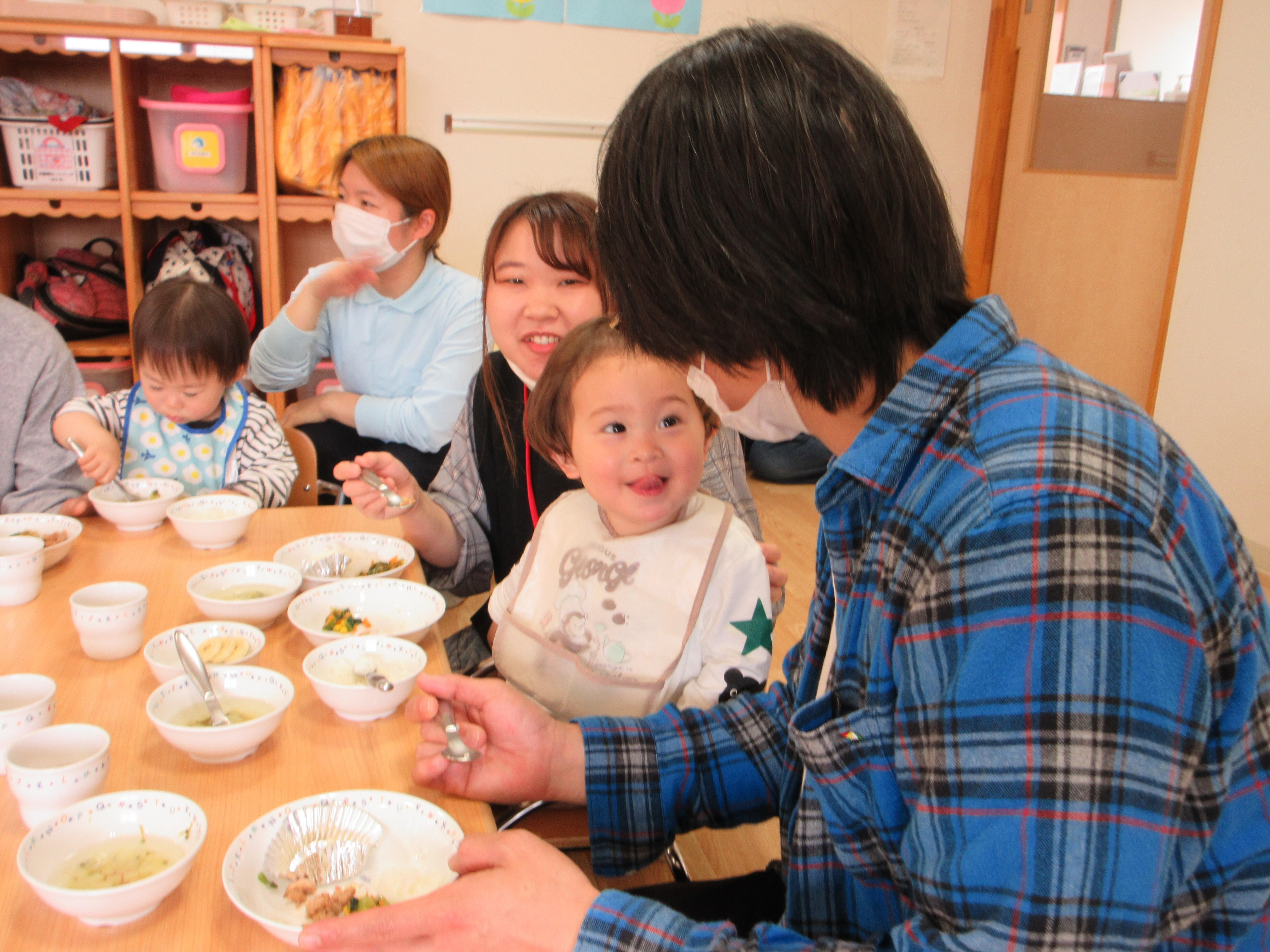 パパも食べてみて♪