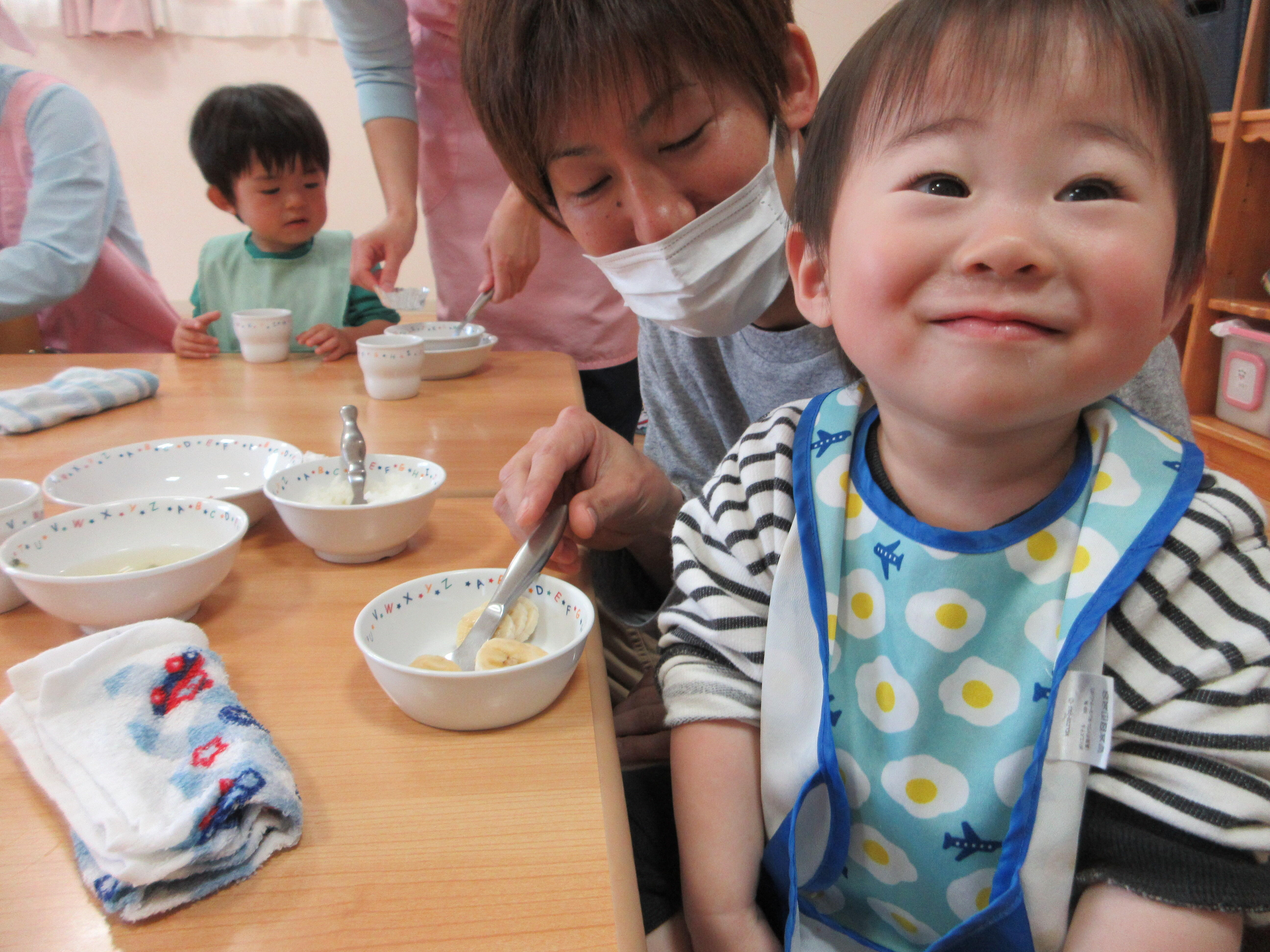 大好きなバナナいただきます♪