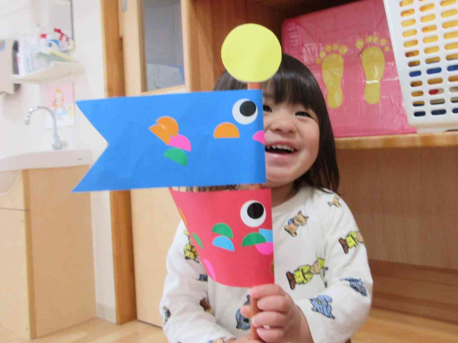 自分で作ったこいのぼり、嬉しいね♪