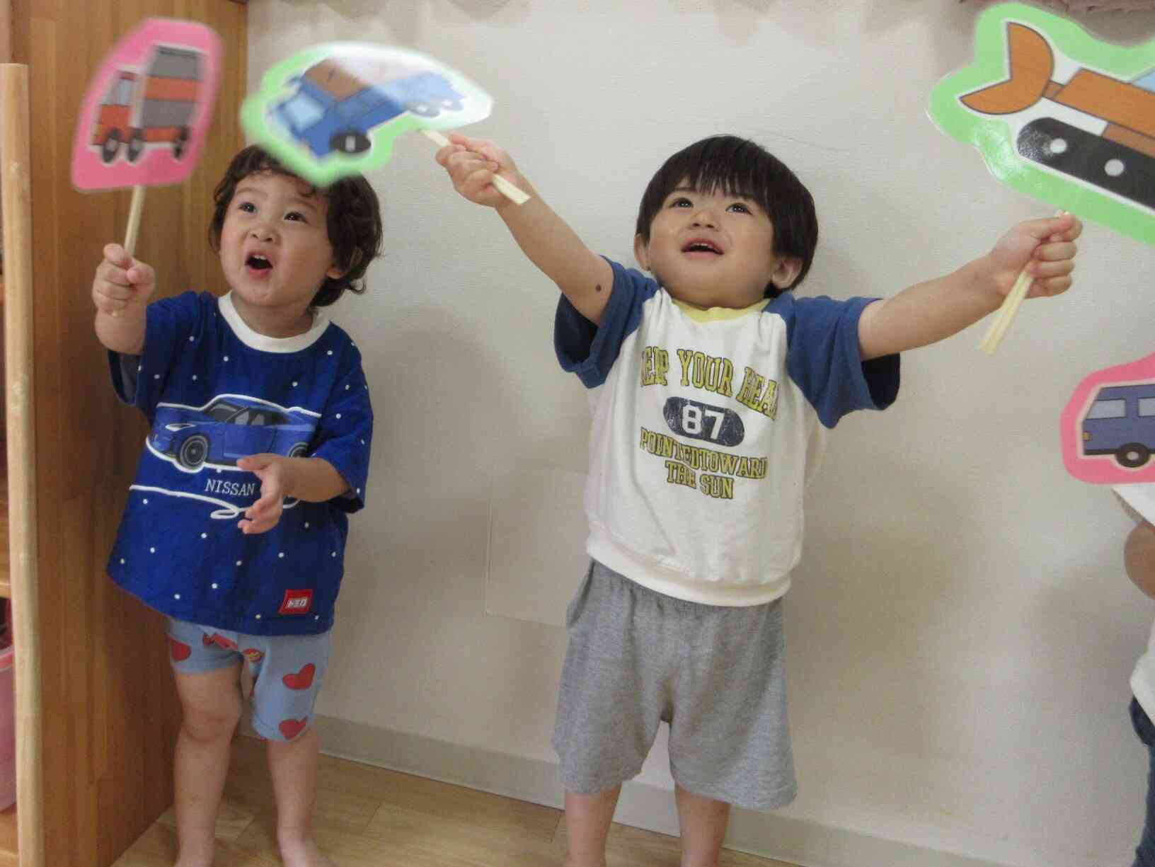 はたらくくるま♪