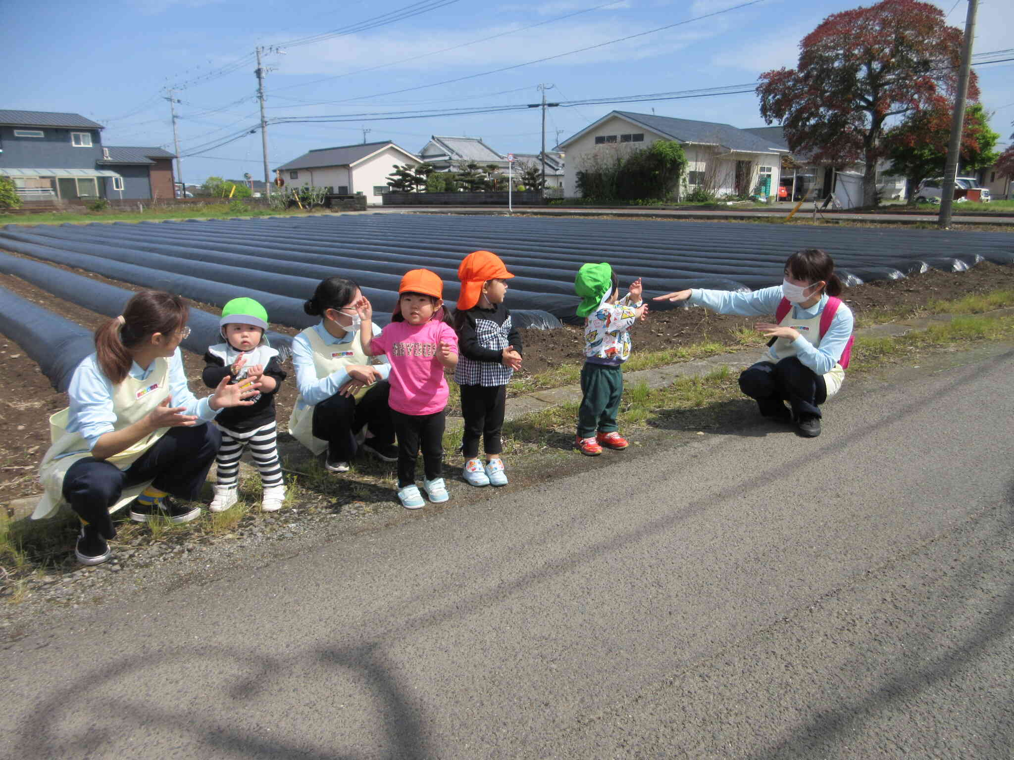 このぼりの前で…