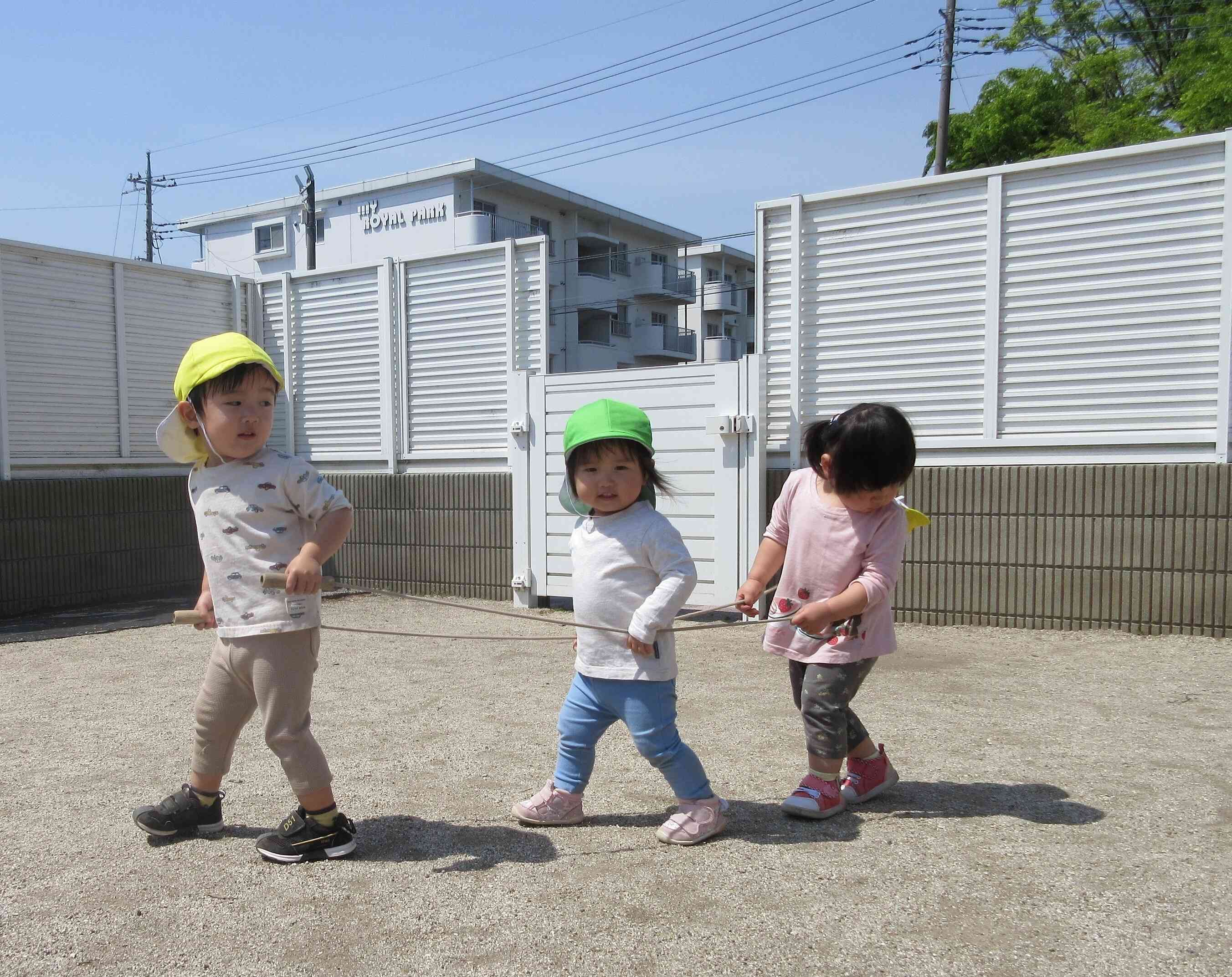みんなで楽しく電車ごっこ♬