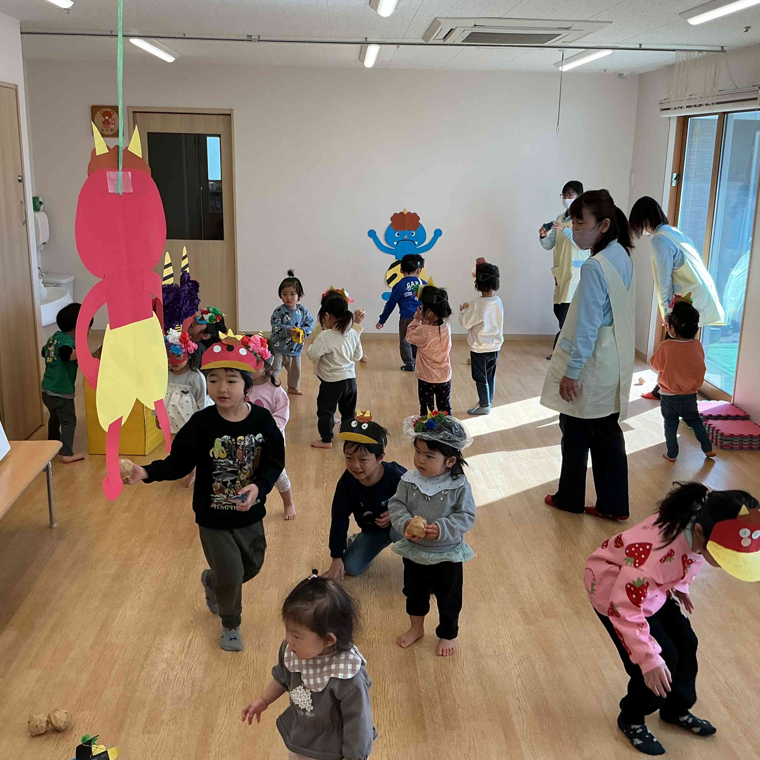 みんなで豆まき！