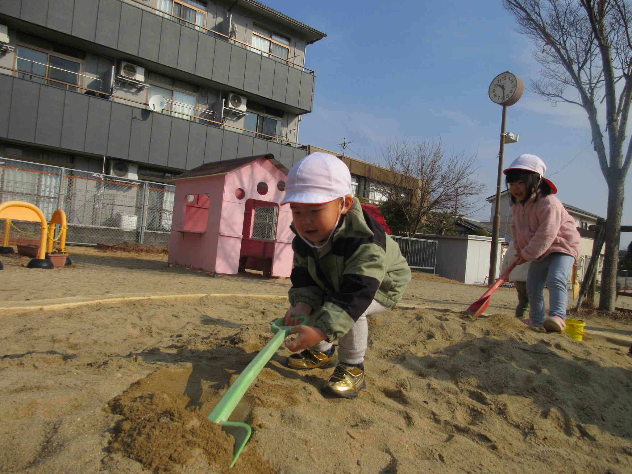 幼稚園へ!