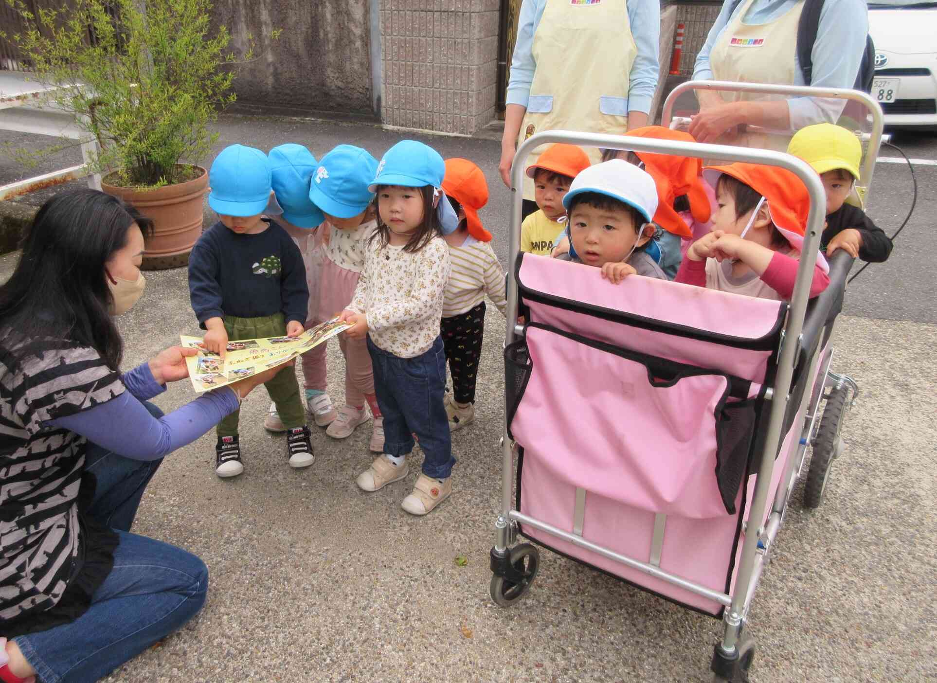 うさぎ組・あひる組　お散歩☆