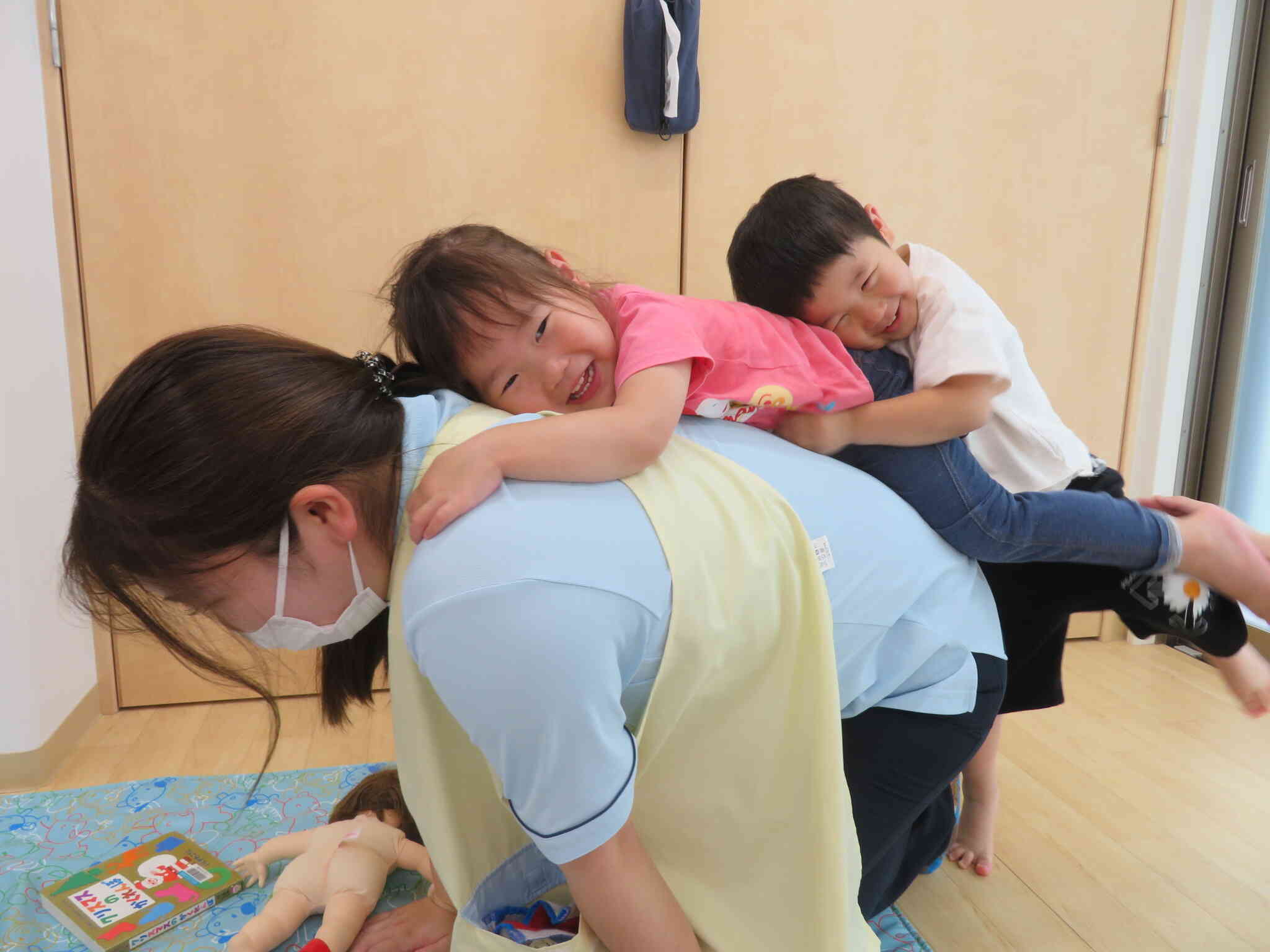 お馬さんごっこ♪