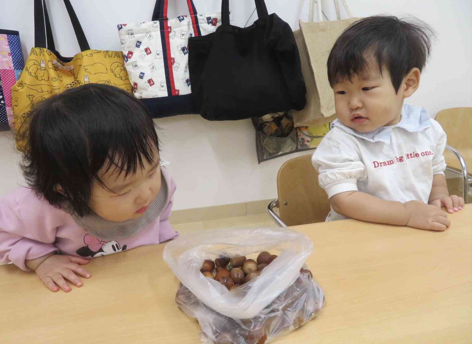 ひよこ組（0歳児）　制作⭐︎