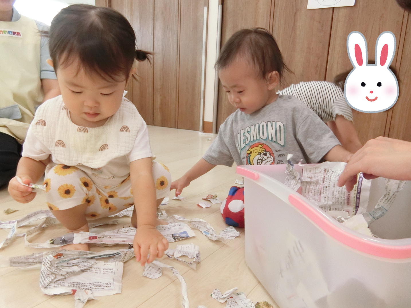 新聞紙あそび