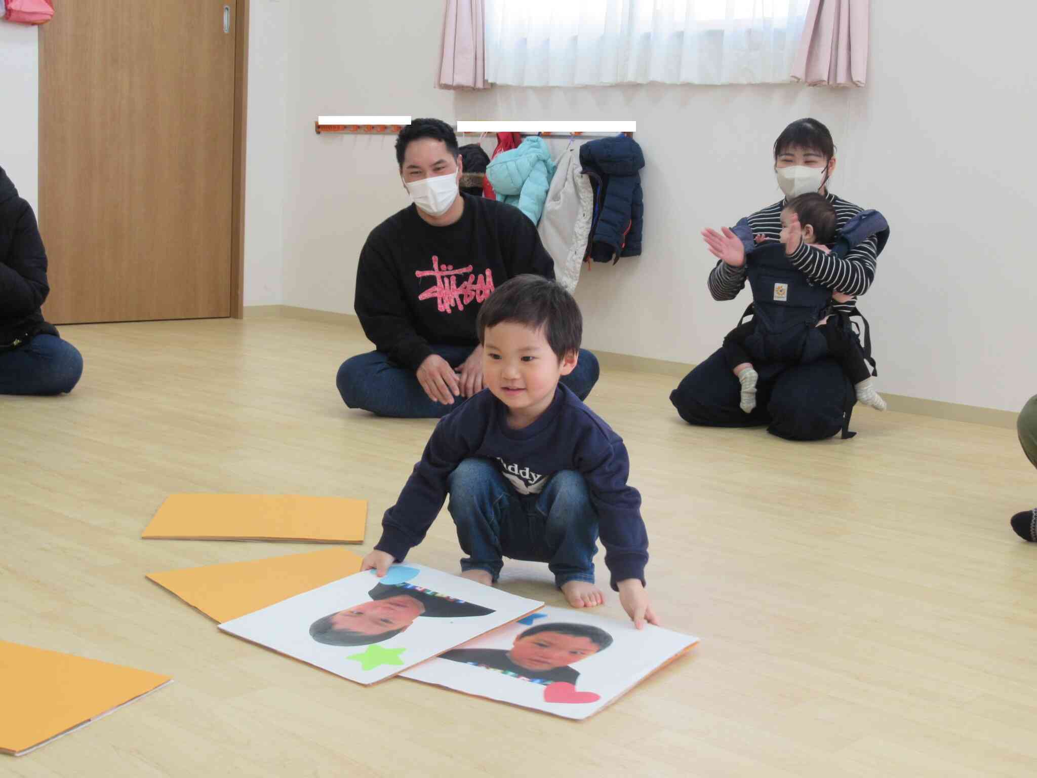 みんなでカード遊びをしたよ