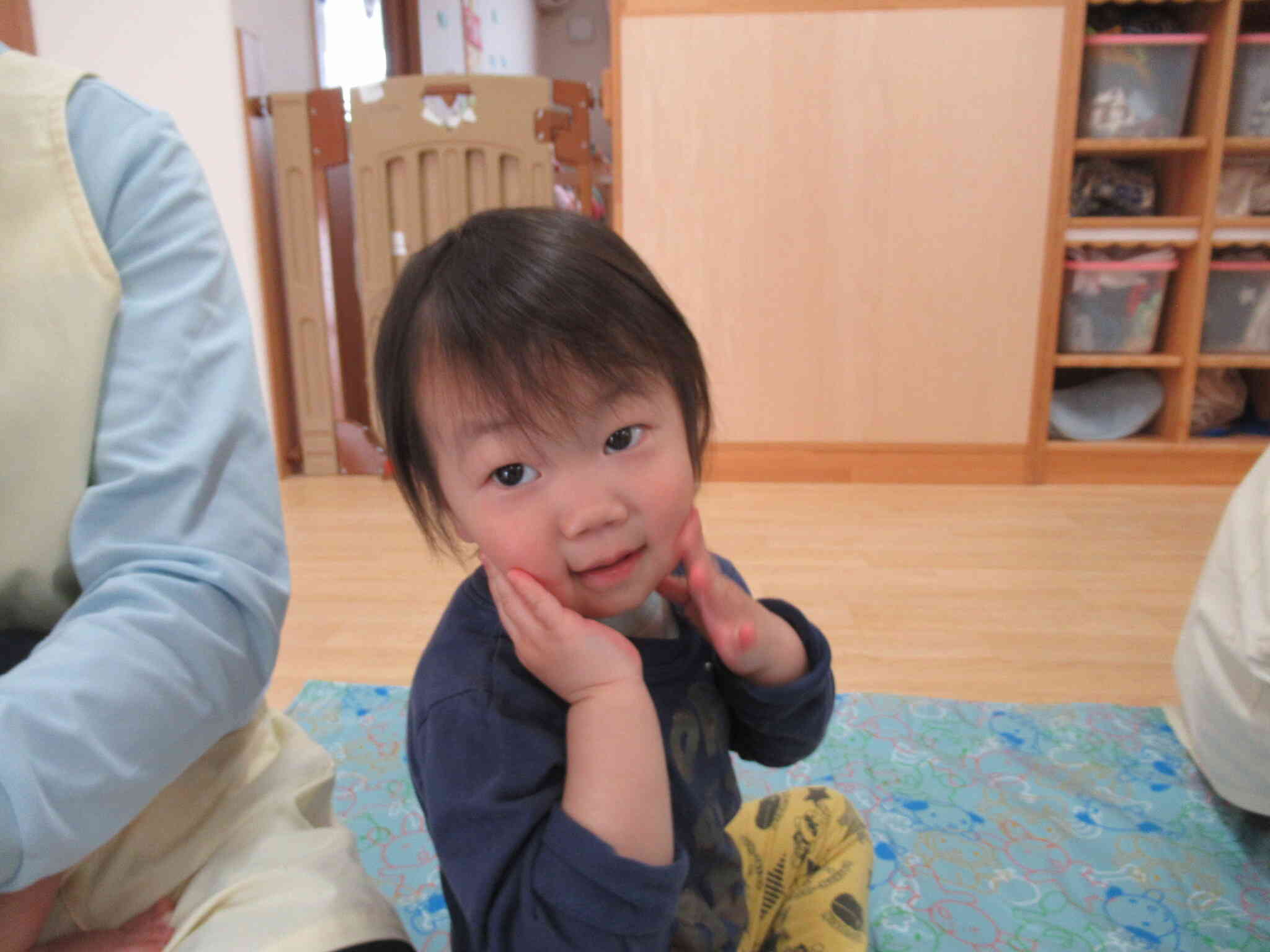 上手に真似をしています