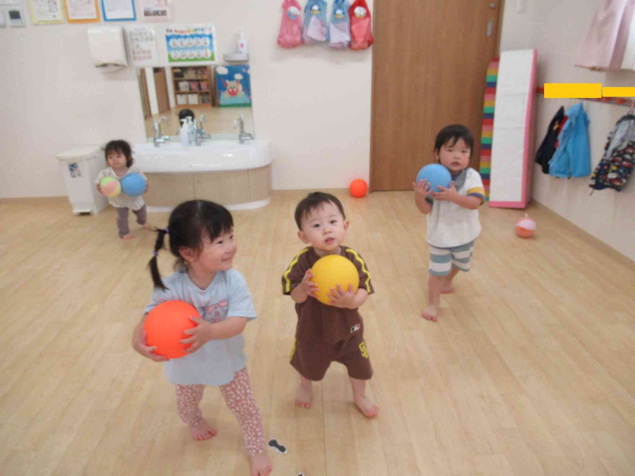 ボール遊びをしたよ。