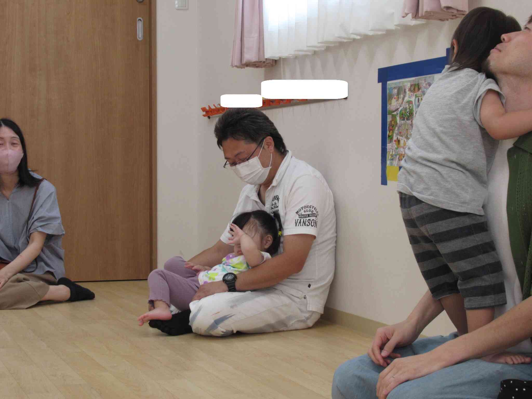 名前呼ばれてちょって恥ずかしてお顔かくしちゃいました～。
