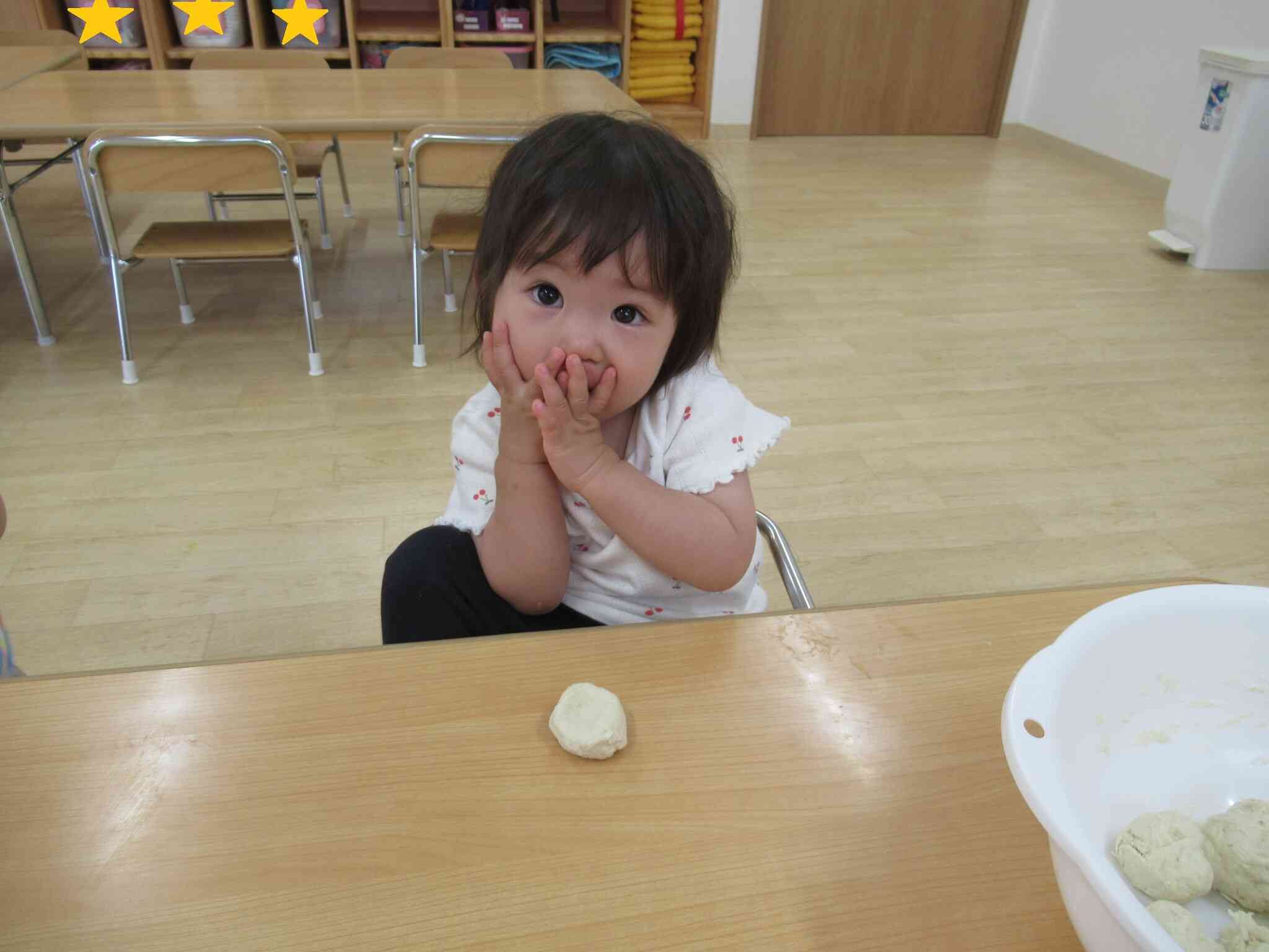 ちょうだい～ポーズかわいいよ。