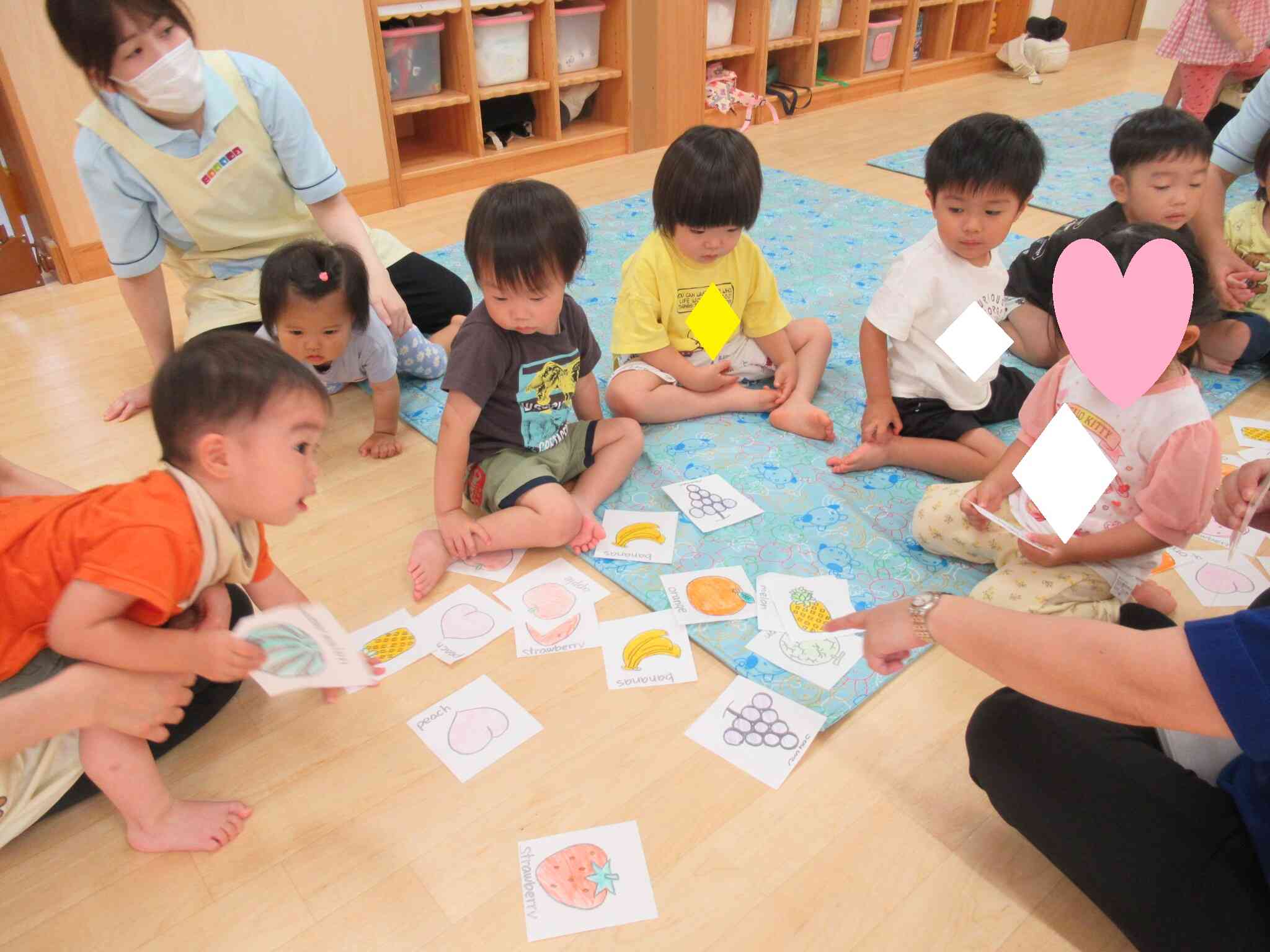 フルーツのカードでゲームをしました