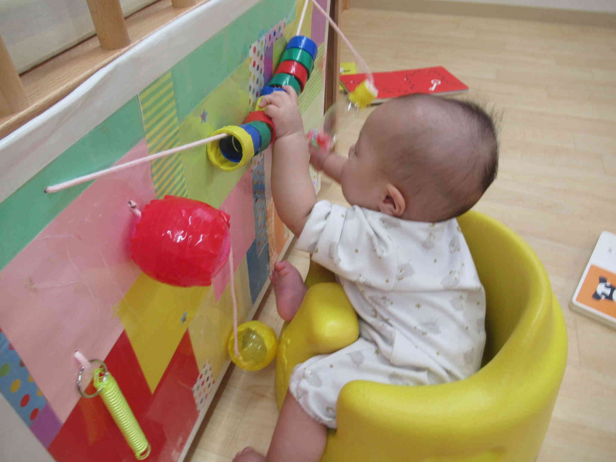 お外でたくさん遊んでいるよ～ひよこ組0歳児～｜ニチイキッズ天王みなみ保育園｜ニチイキッズ